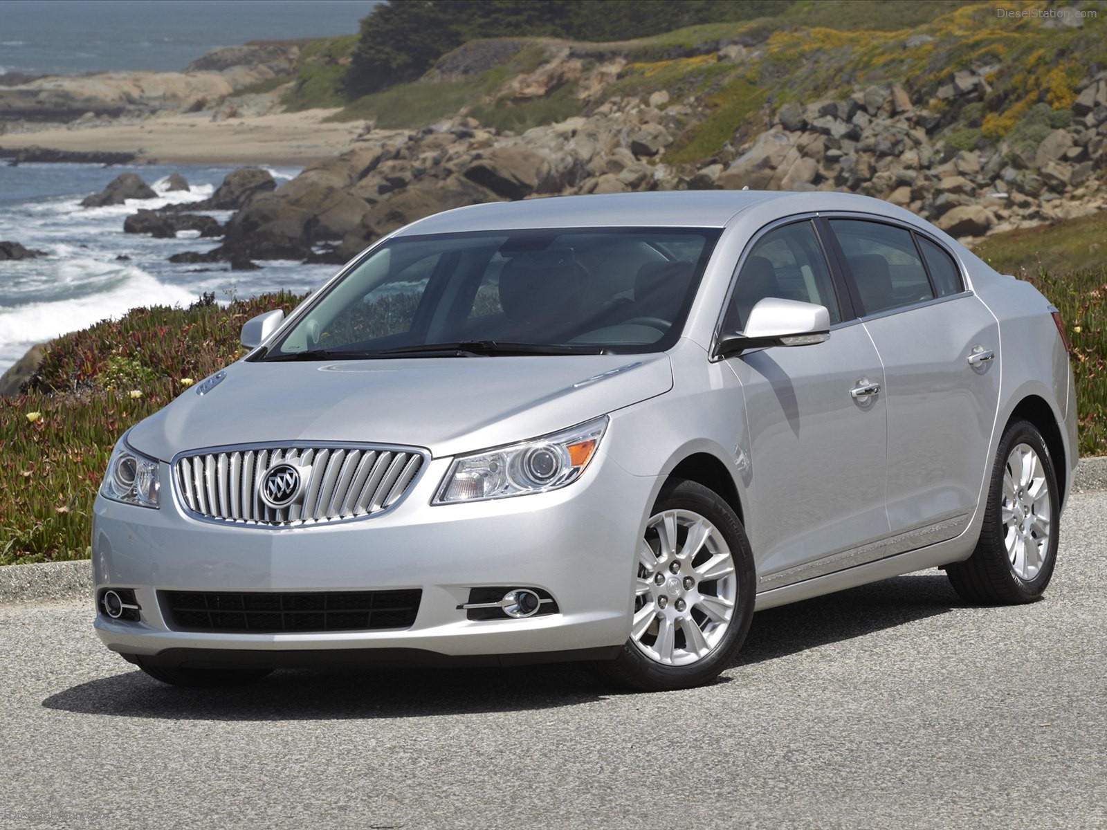 Buick LaCrosse 2012