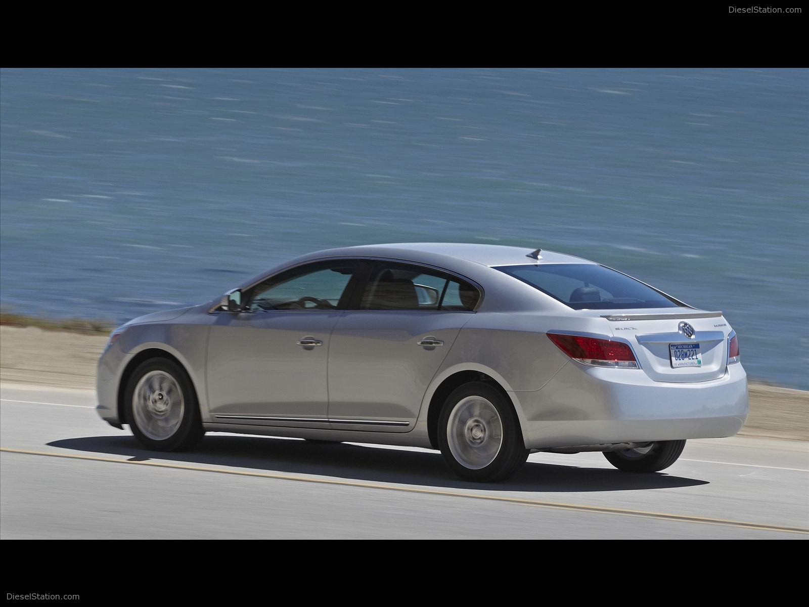 Buick LaCrosse 2012