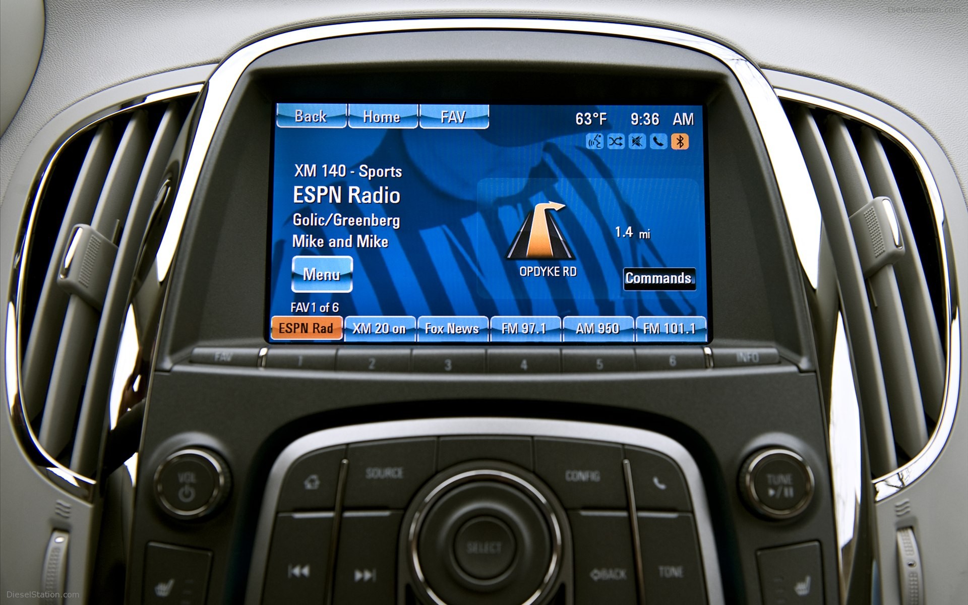 Buick LaCrosse 2012