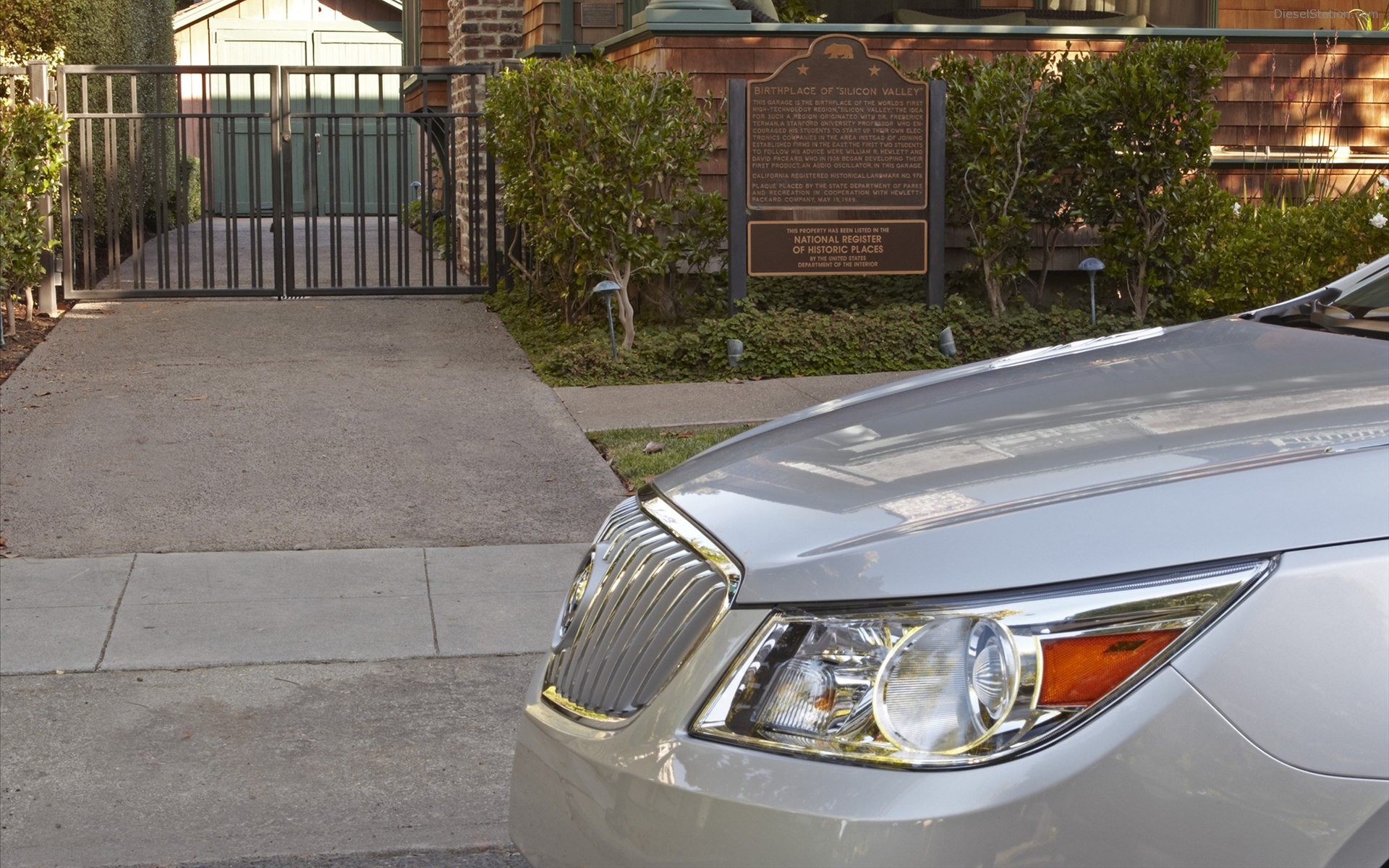 Buick LaCrosse 2012
