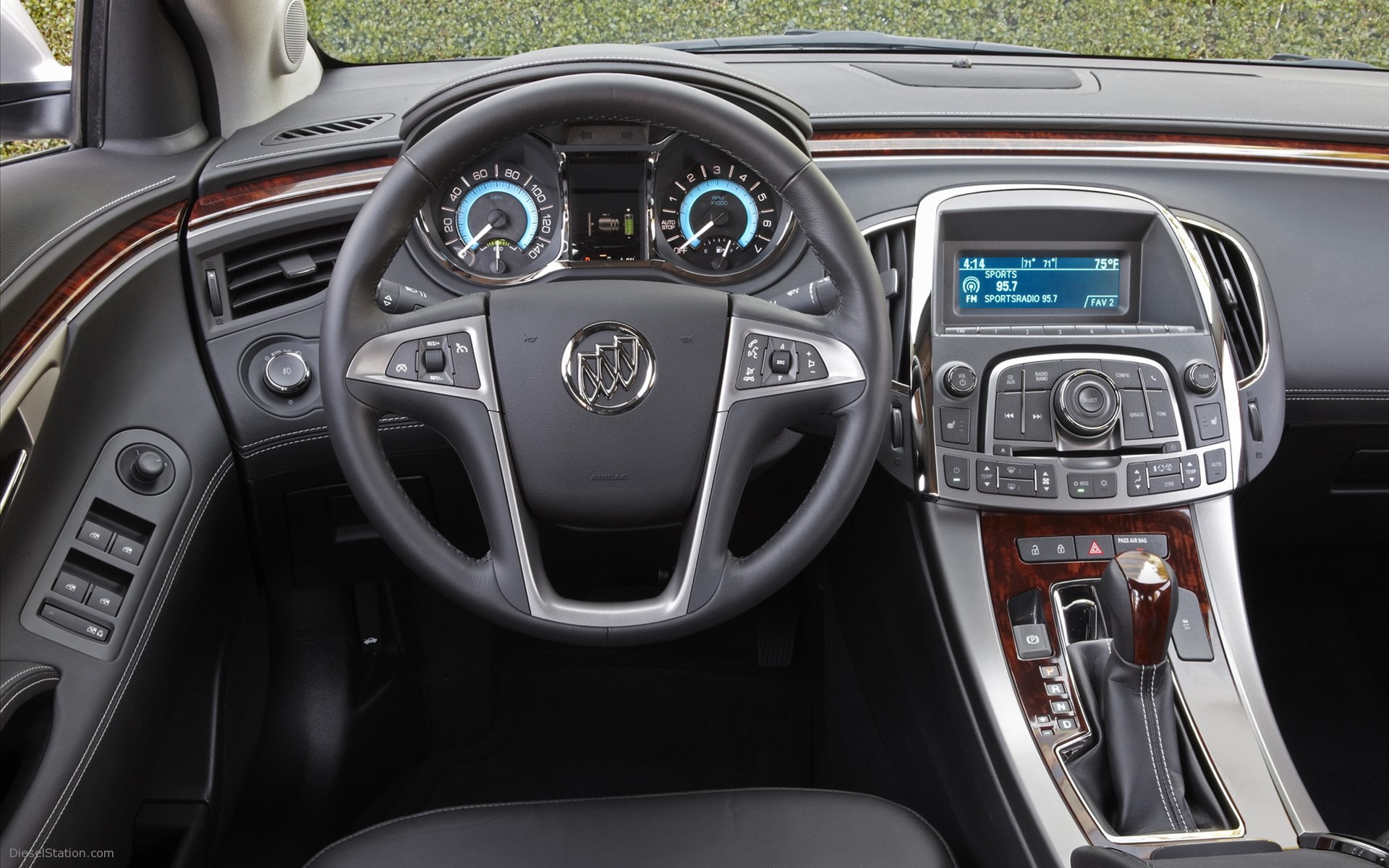 Buick LaCrosse 2012