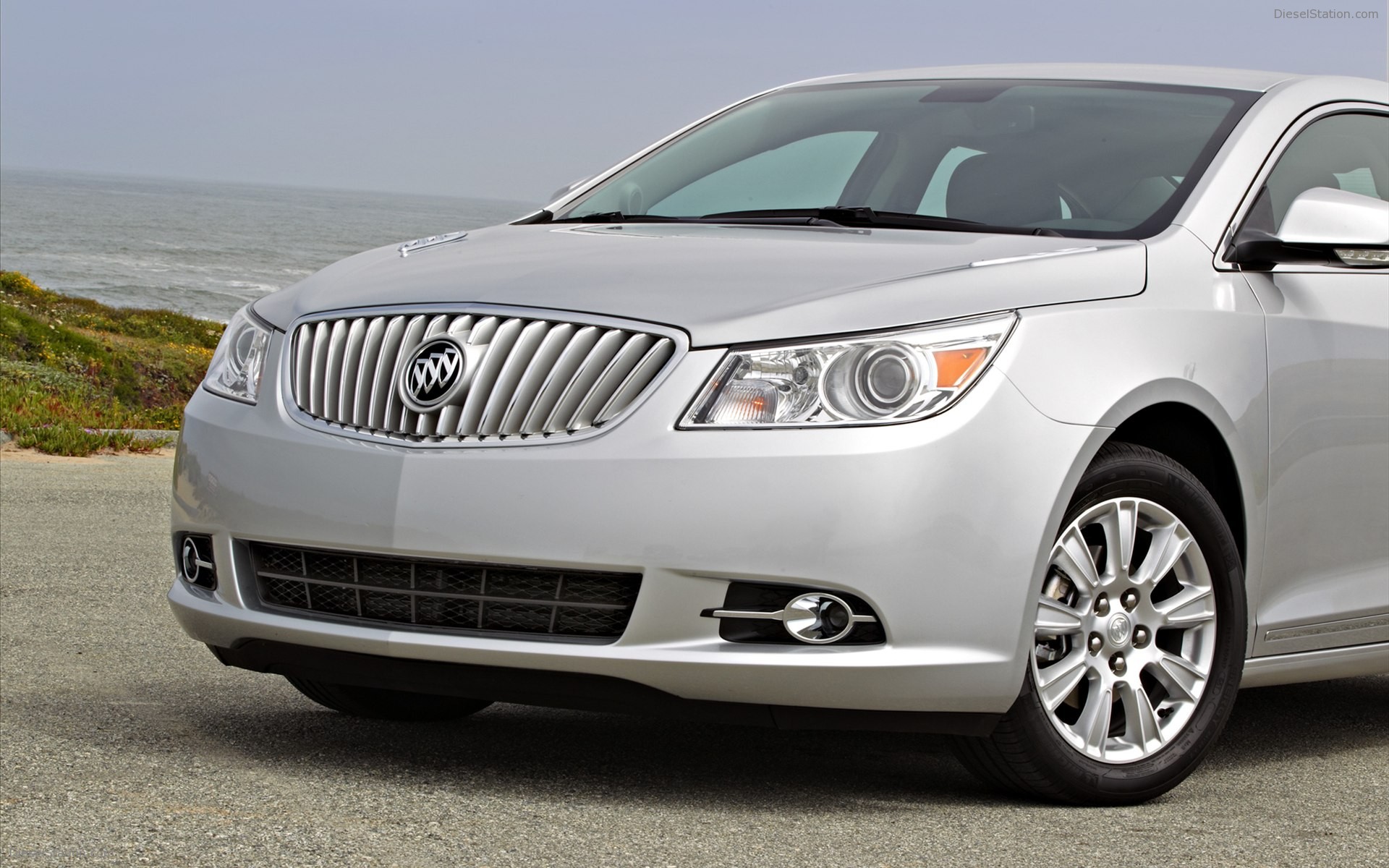 Buick LaCrosse 2012