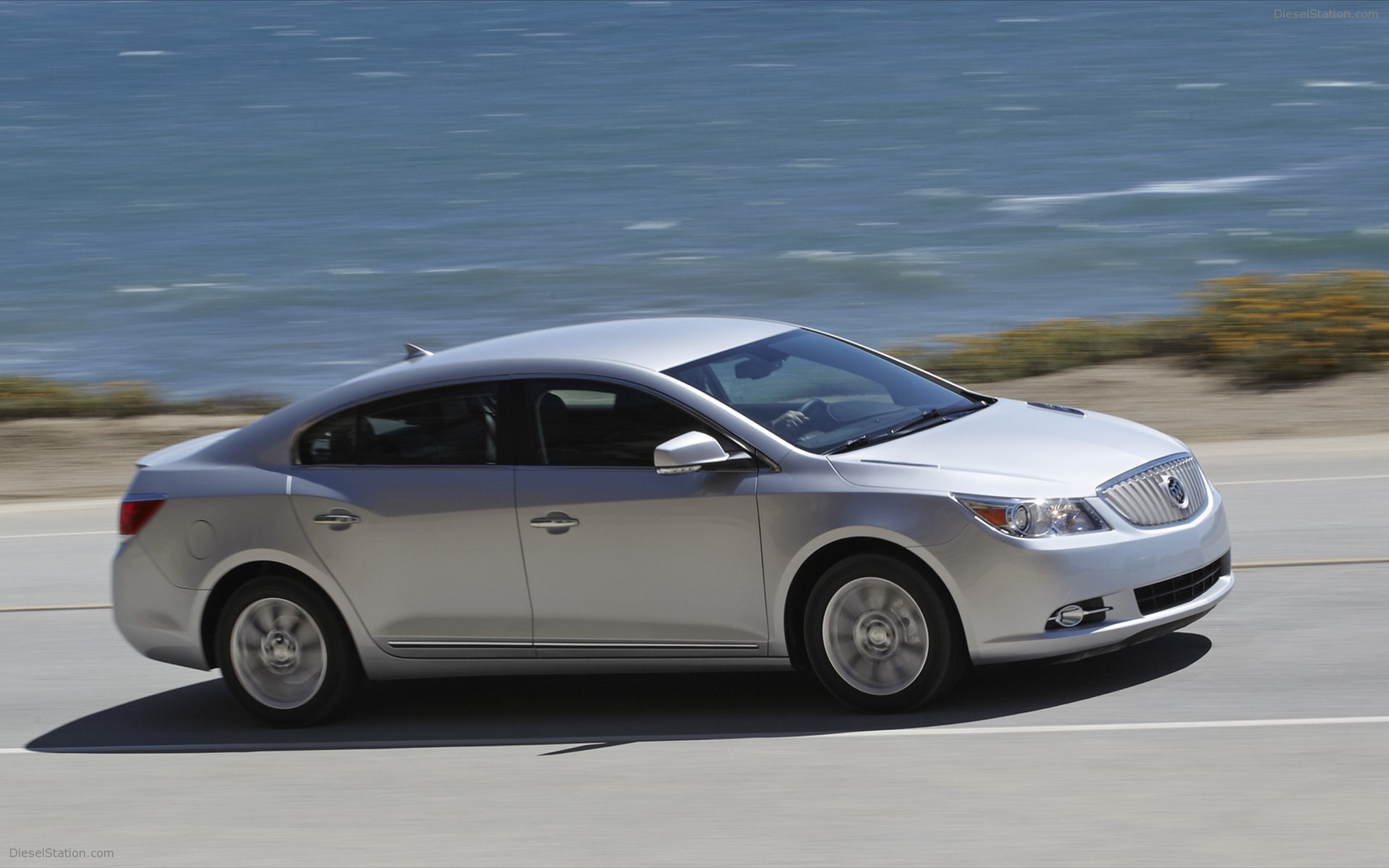 Buick LaCrosse 2012