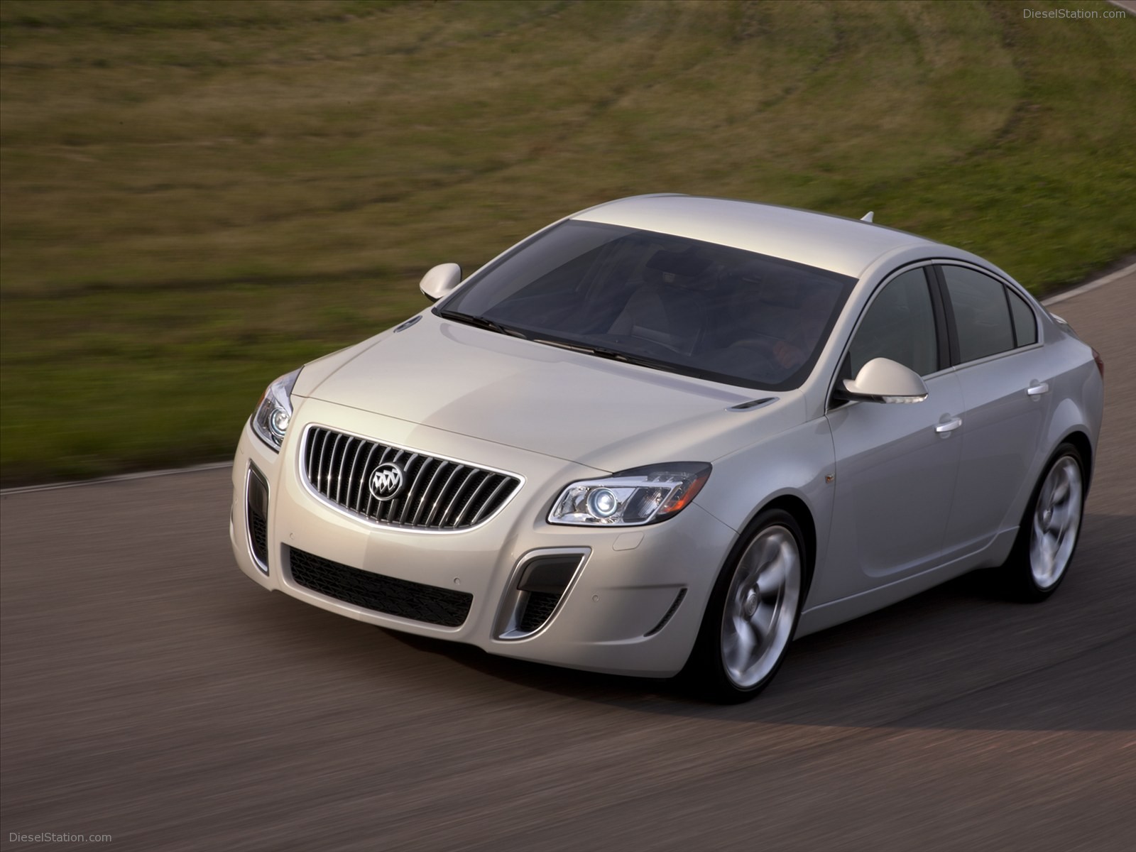 Buick Regal GS 2012
