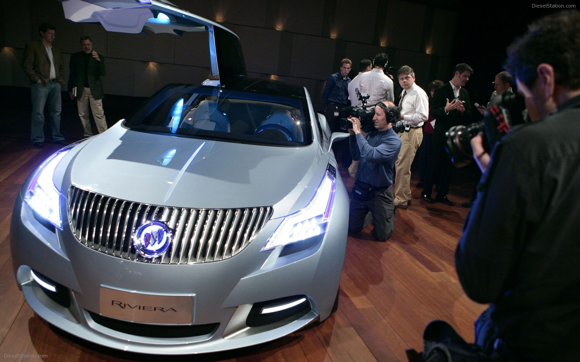 Buick Riviera Concept Car Pictures