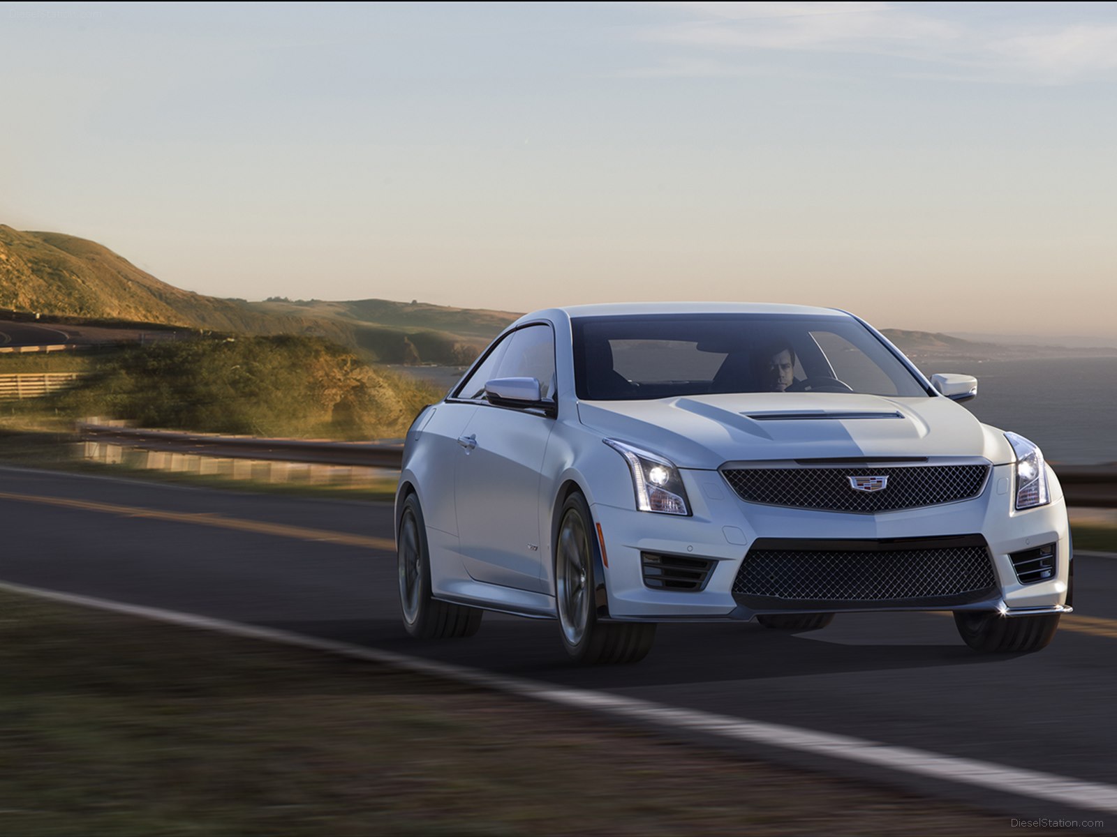 Cadillac ATS-V Coupe 2016