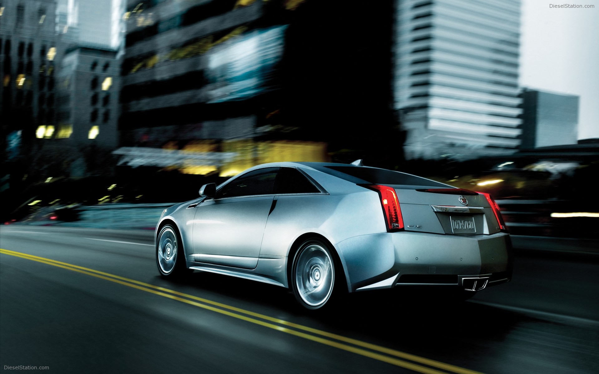 Cadillac CTS Coupe 2011