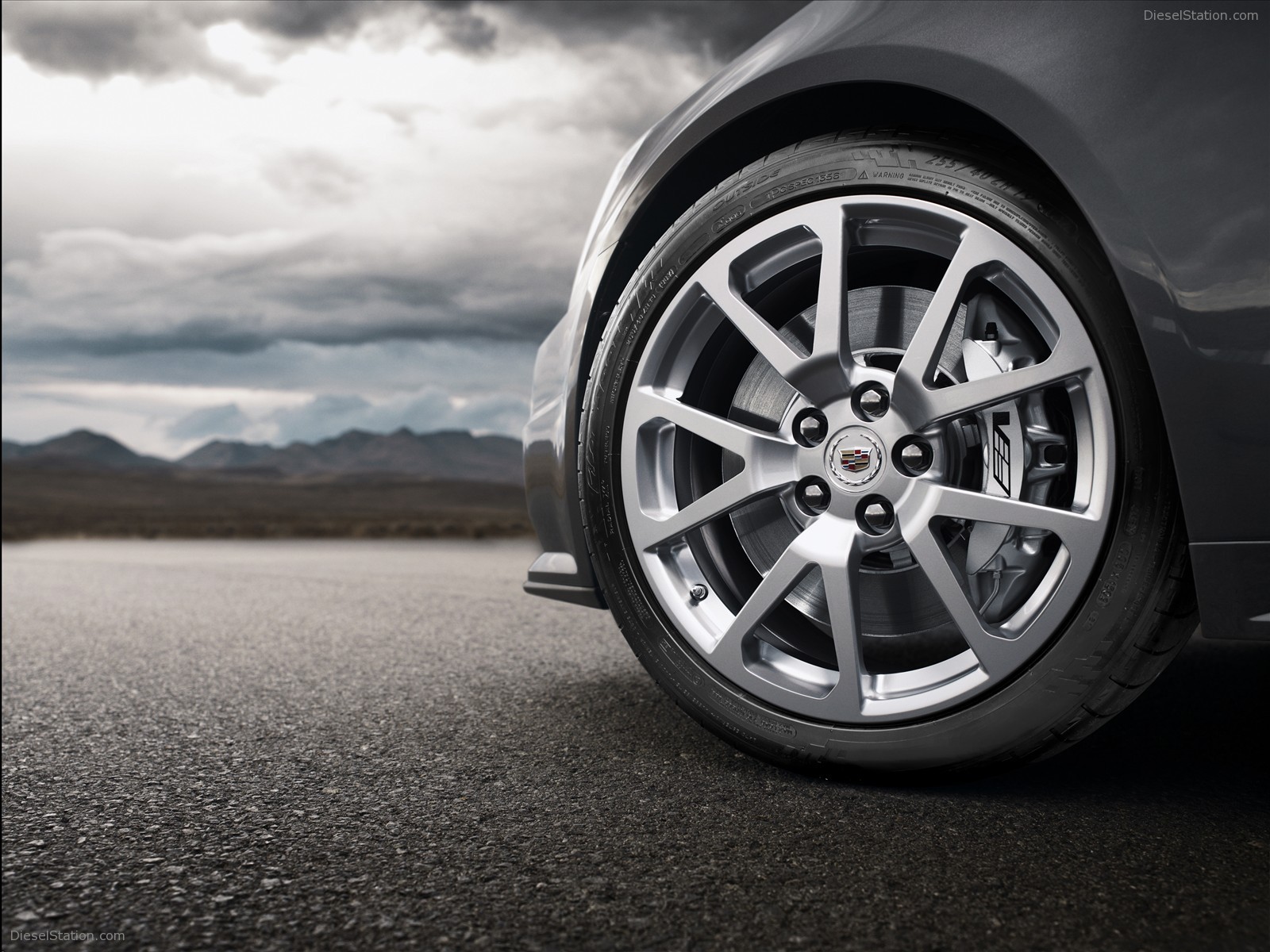 Cadillac CTS-V Coupe 2011