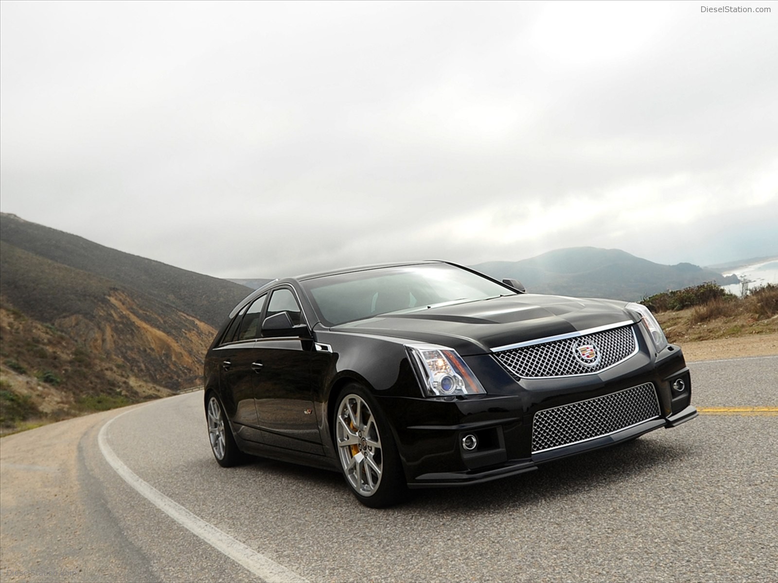 Cadillac CTS-V Wagon 2012