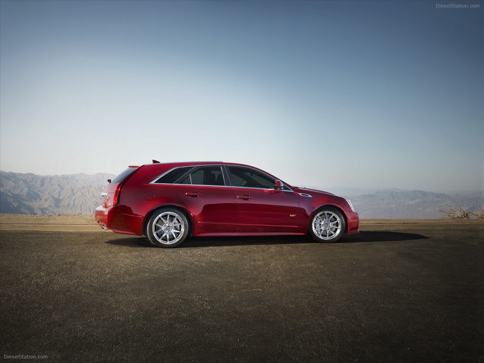 Cadillac CTS-V Wagon 2012