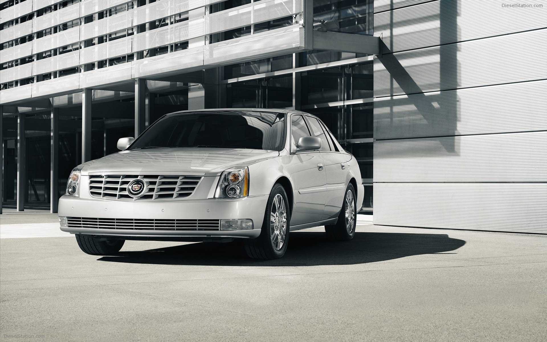 Cadillac DTS 2011