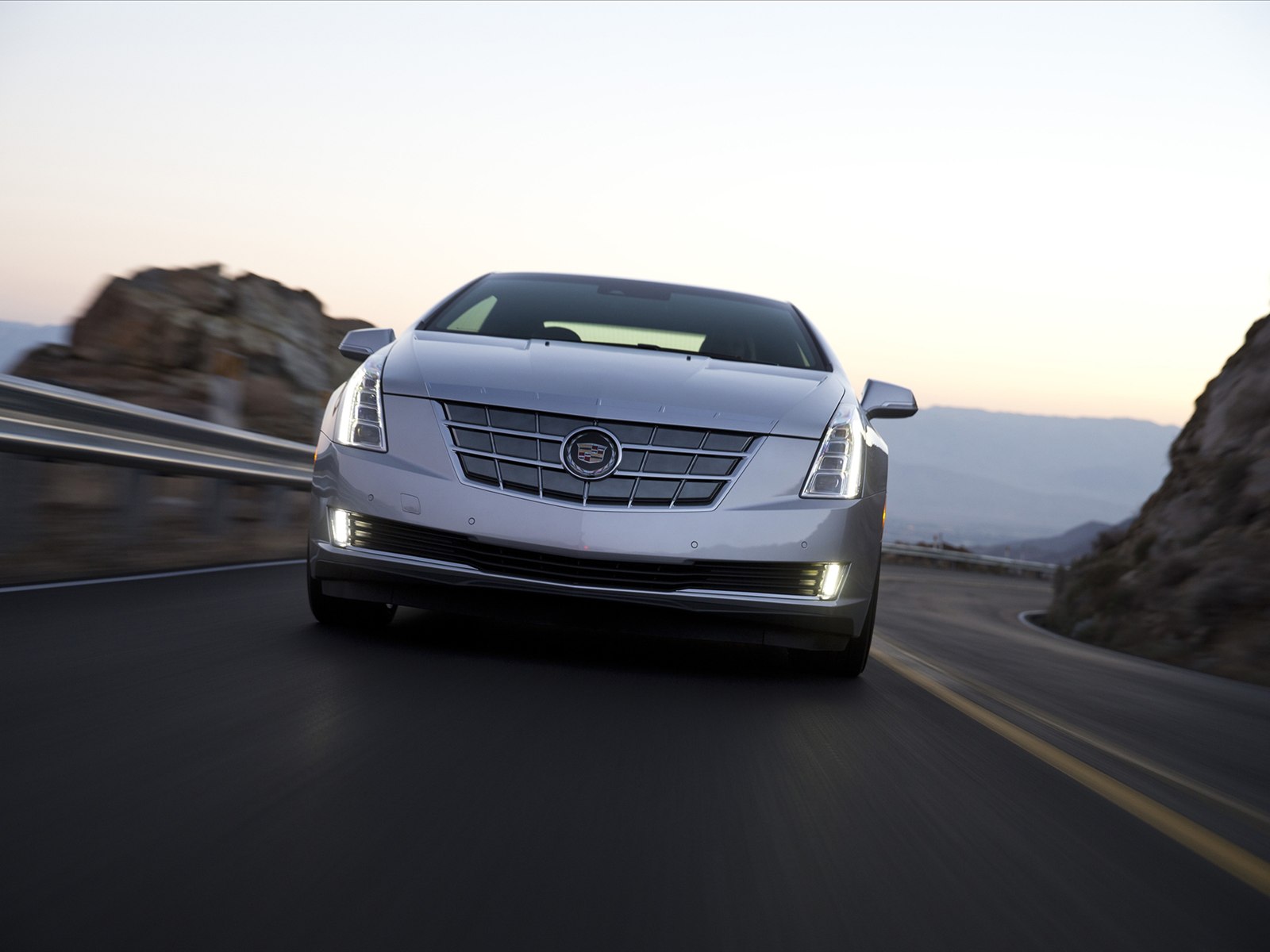 Cadillac ELR 2014