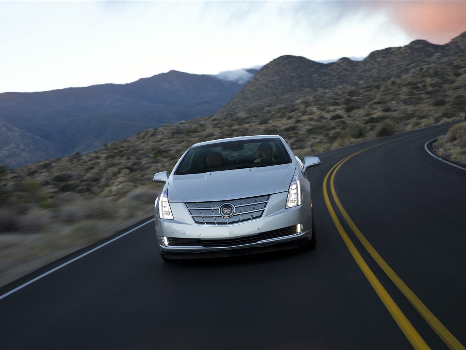 Cadillac ELR 2014