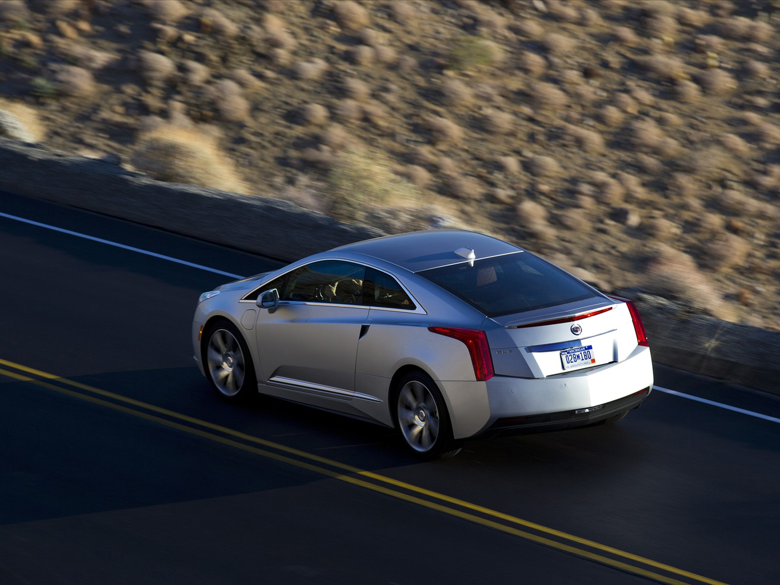 Cadillac ELR 2014