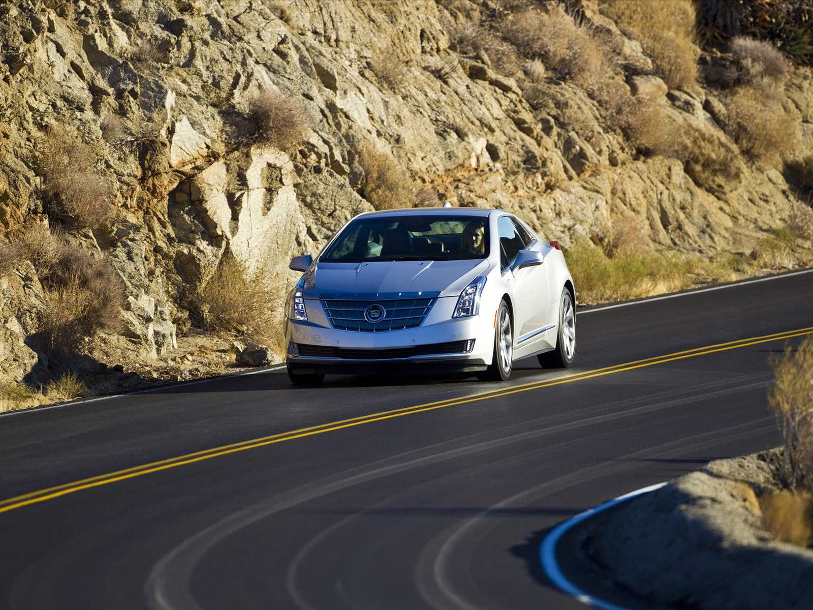 Cadillac ELR 2014