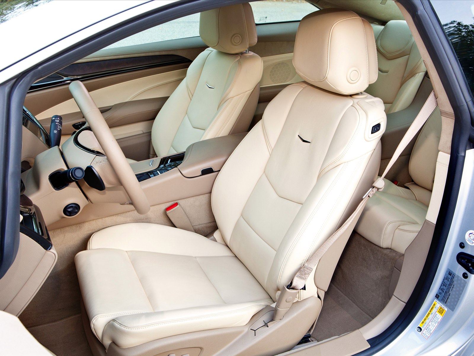 Cadillac ELR 2014