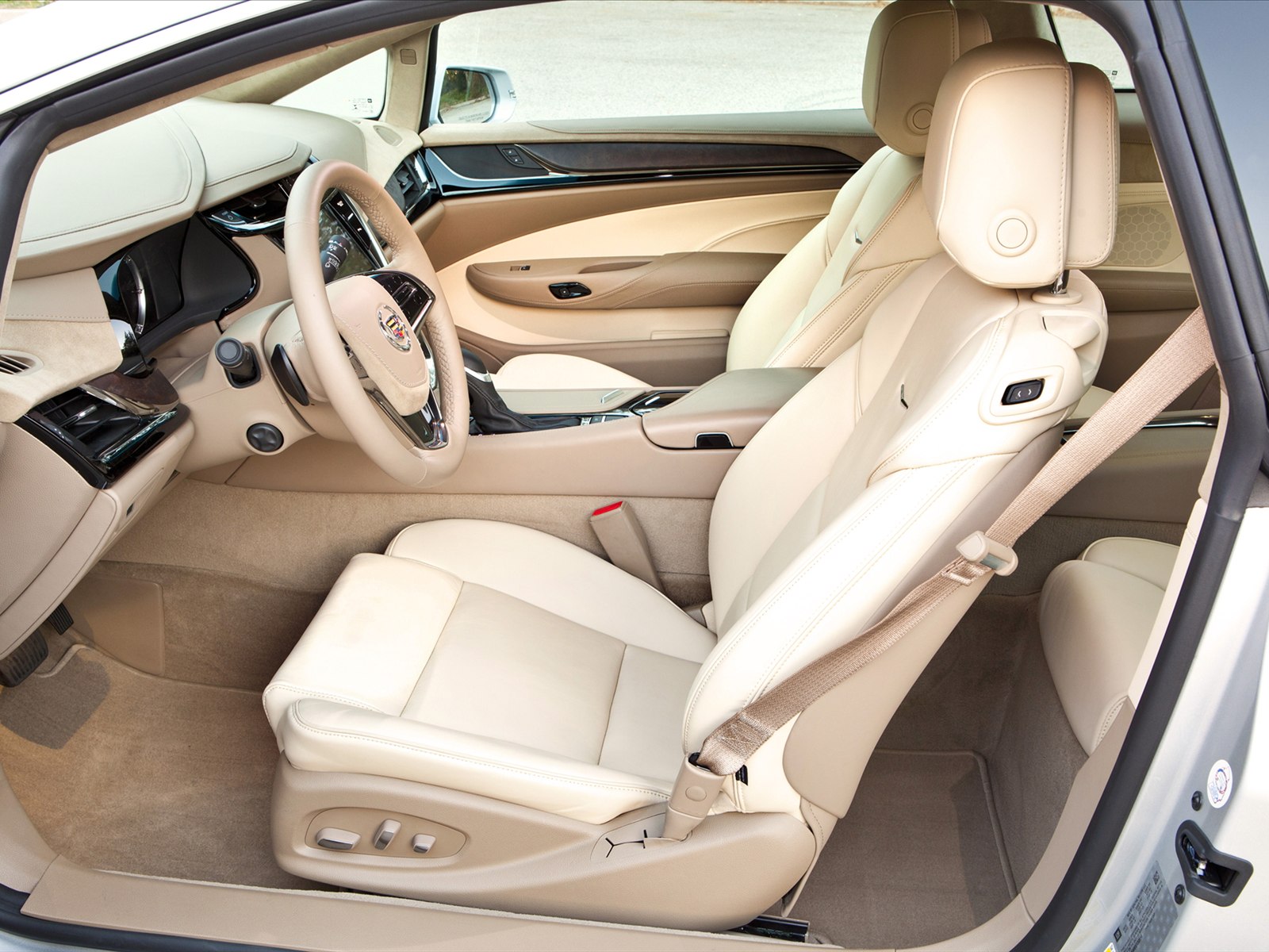 Cadillac ELR 2014