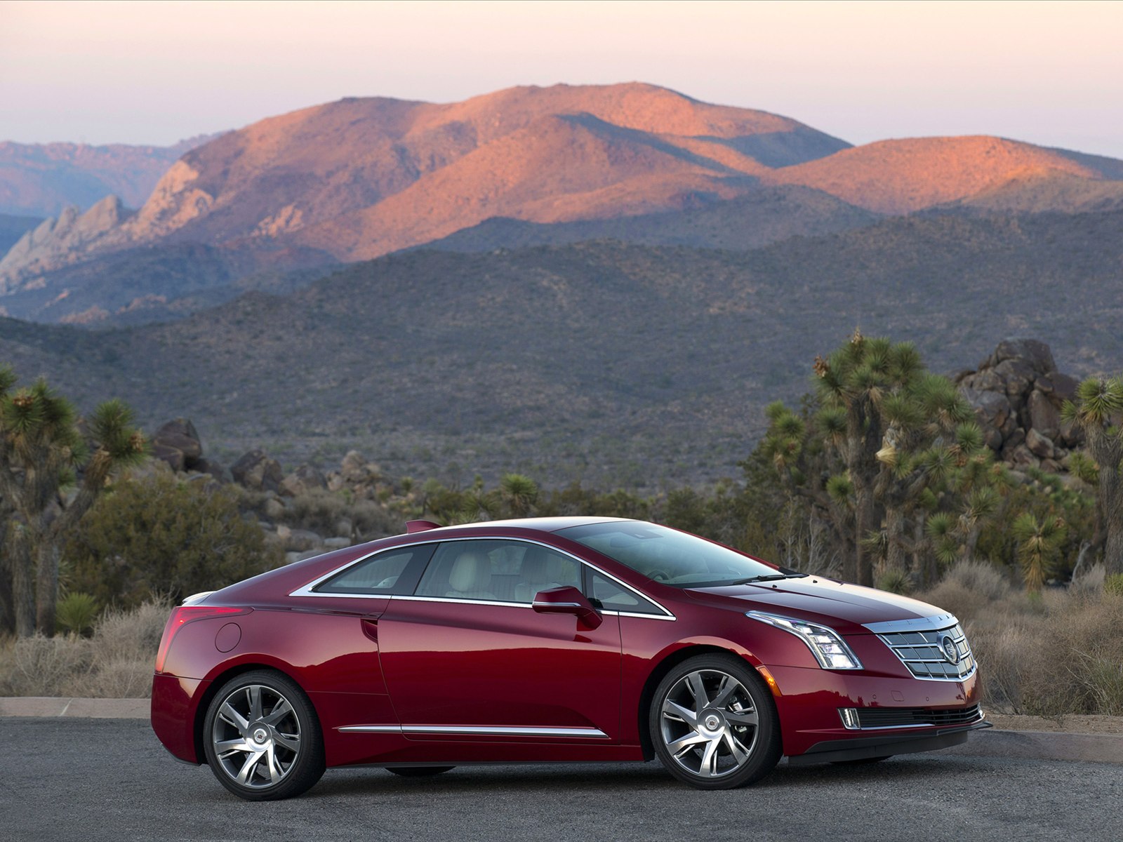 Cadillac ELR 2014