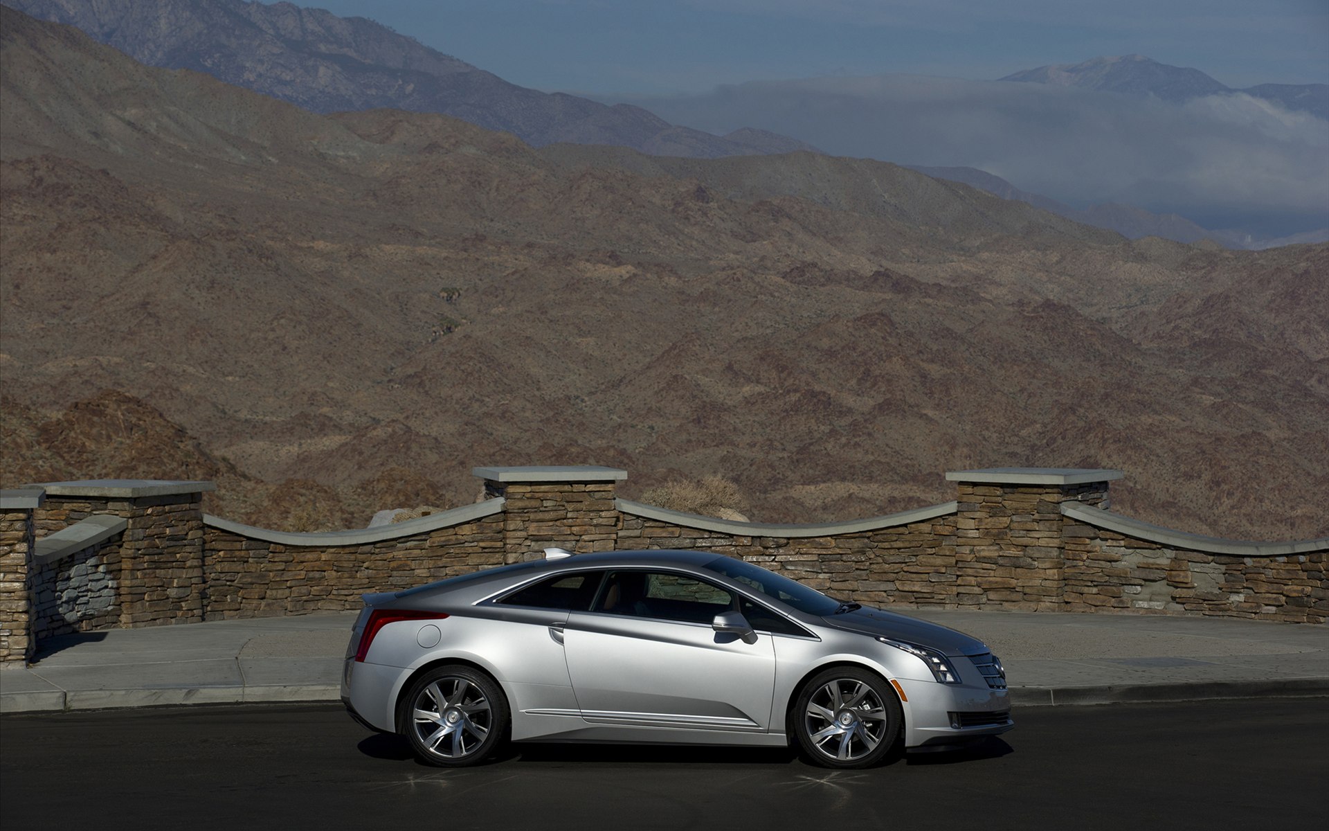 Cadillac ELR 2014