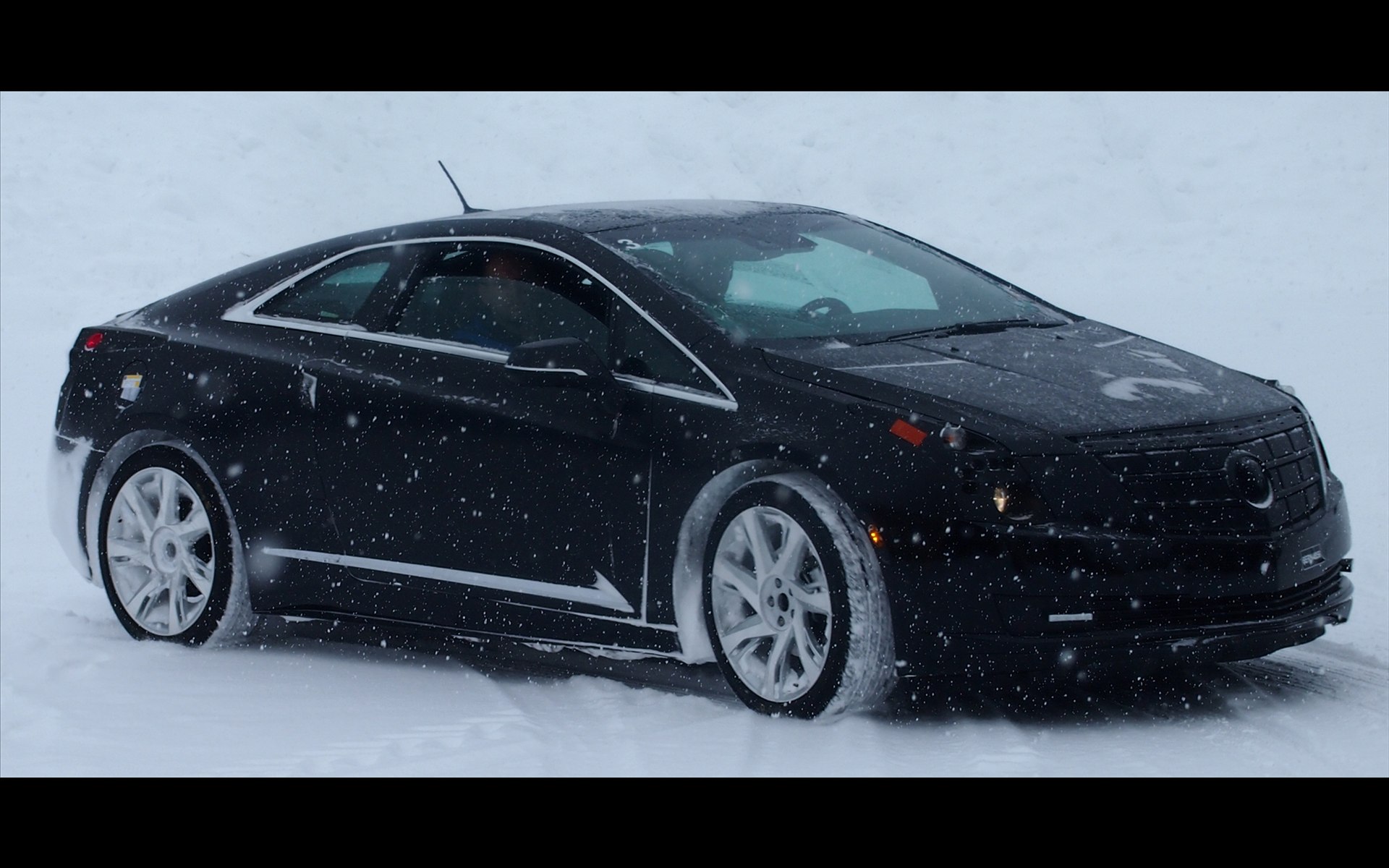 Cadillac ELR 2014