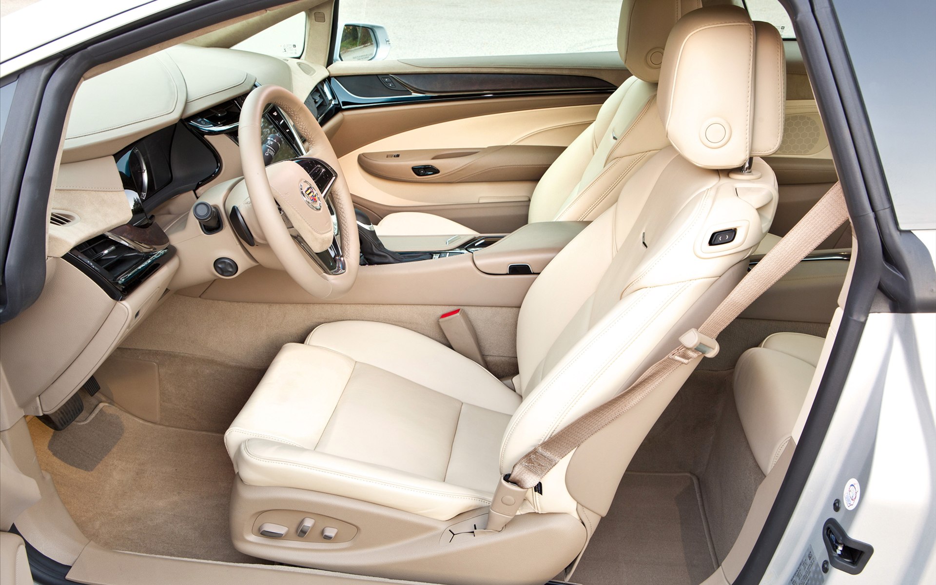 Cadillac ELR 2014