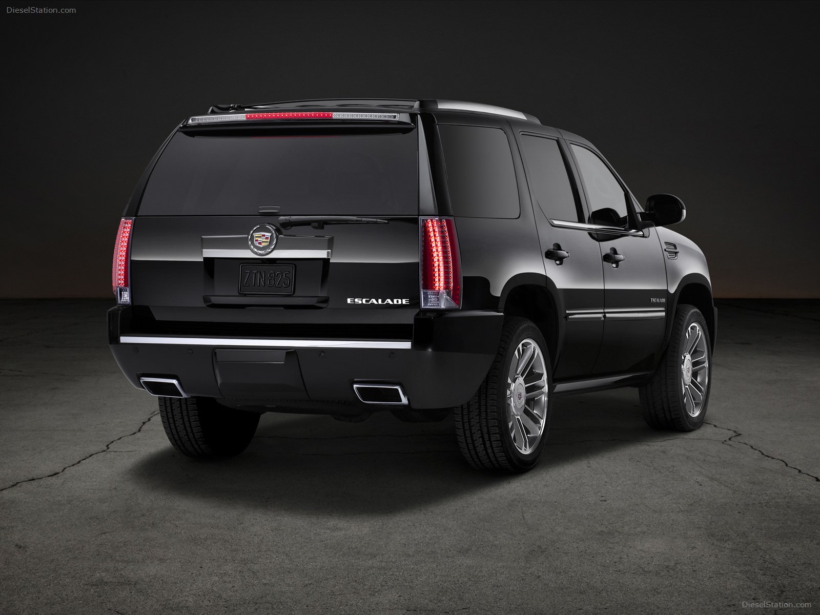 Cadillac Escalade Premium 2013