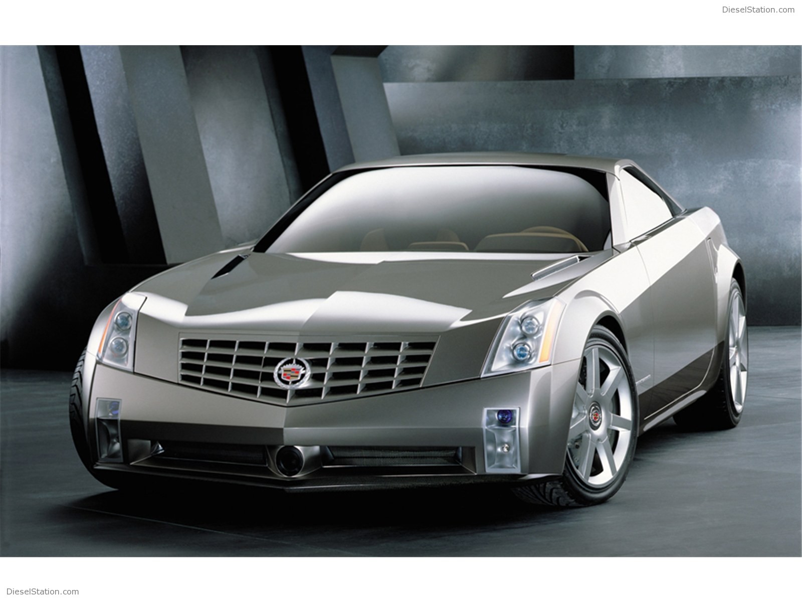 Cadillac Evoq Concept 1999