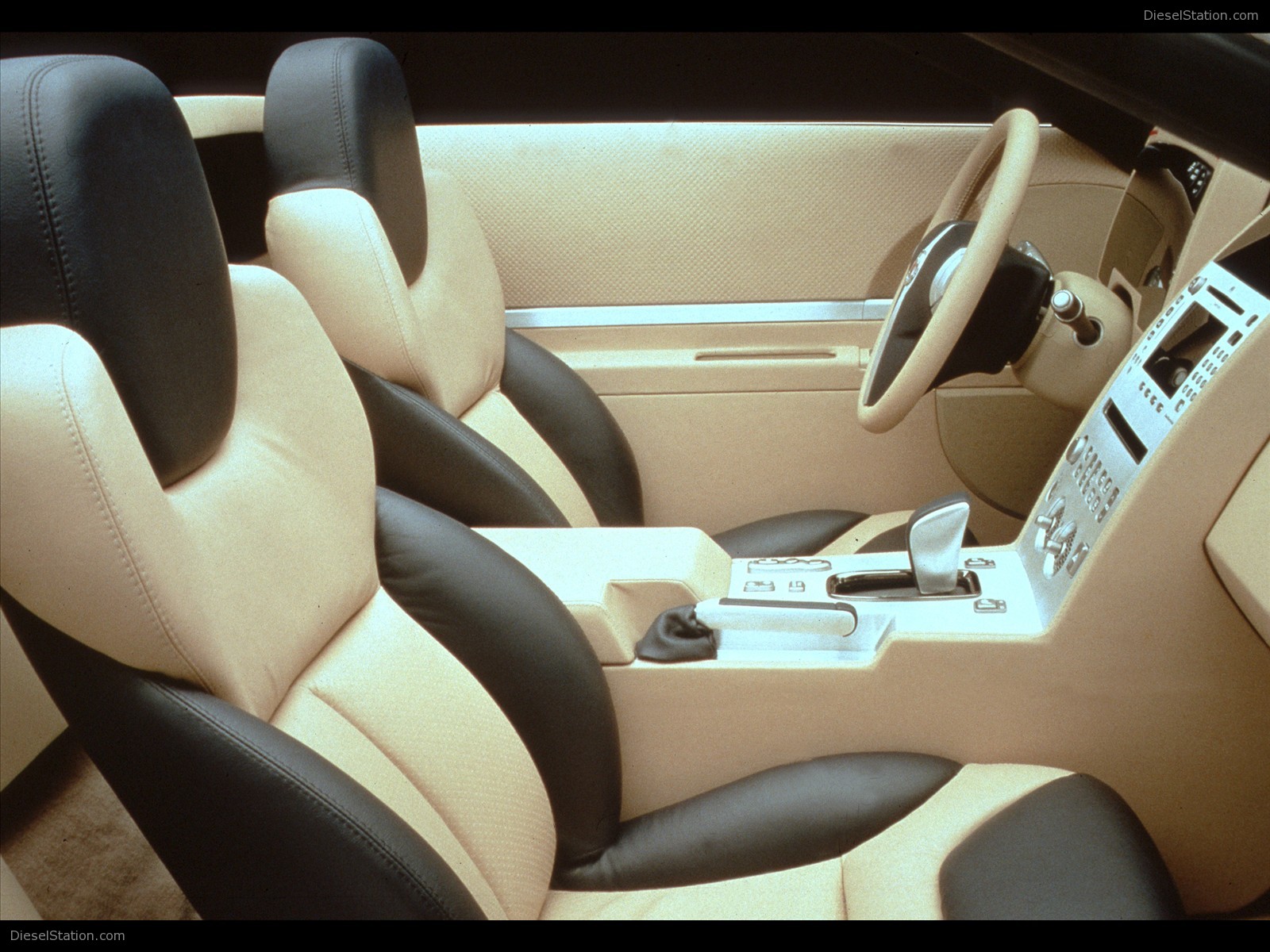 Cadillac Evoq Concept