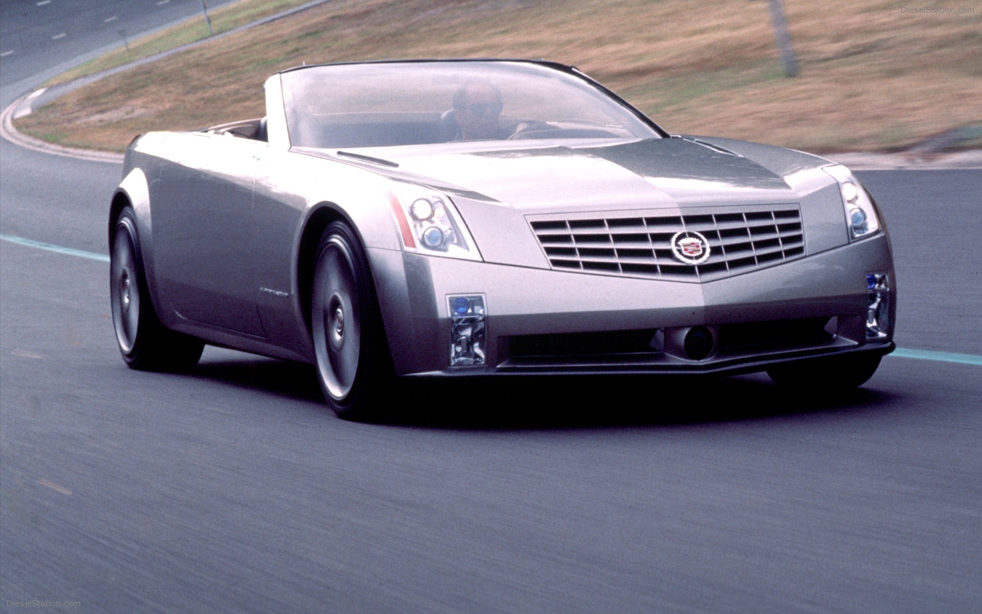 Cadillac Evoq Concept