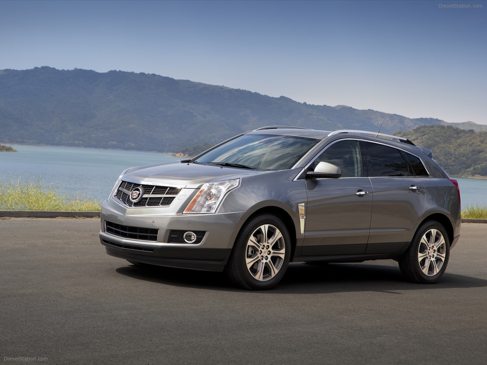 Cadillac SRX 2012