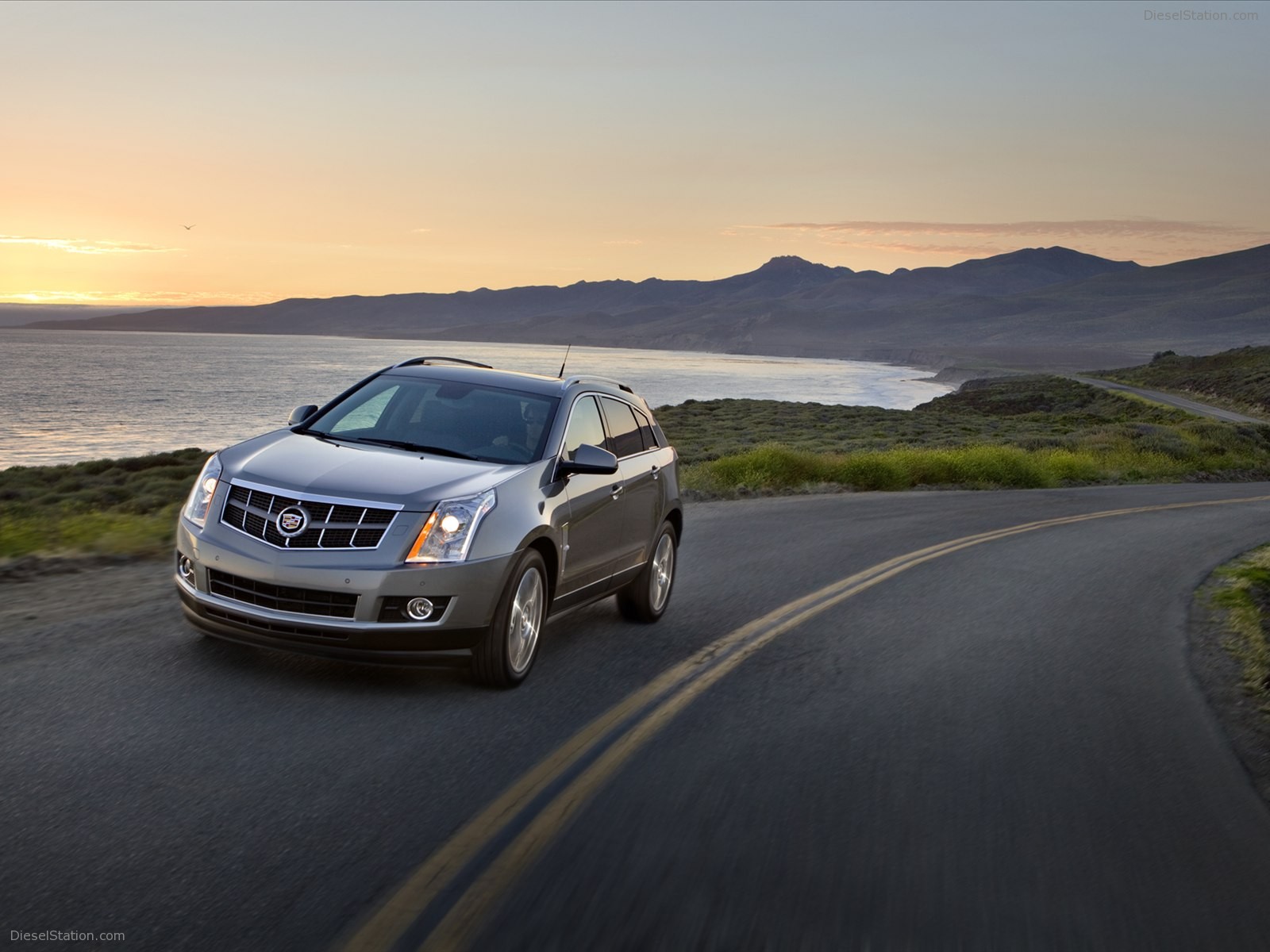 Cadillac SRX 2012