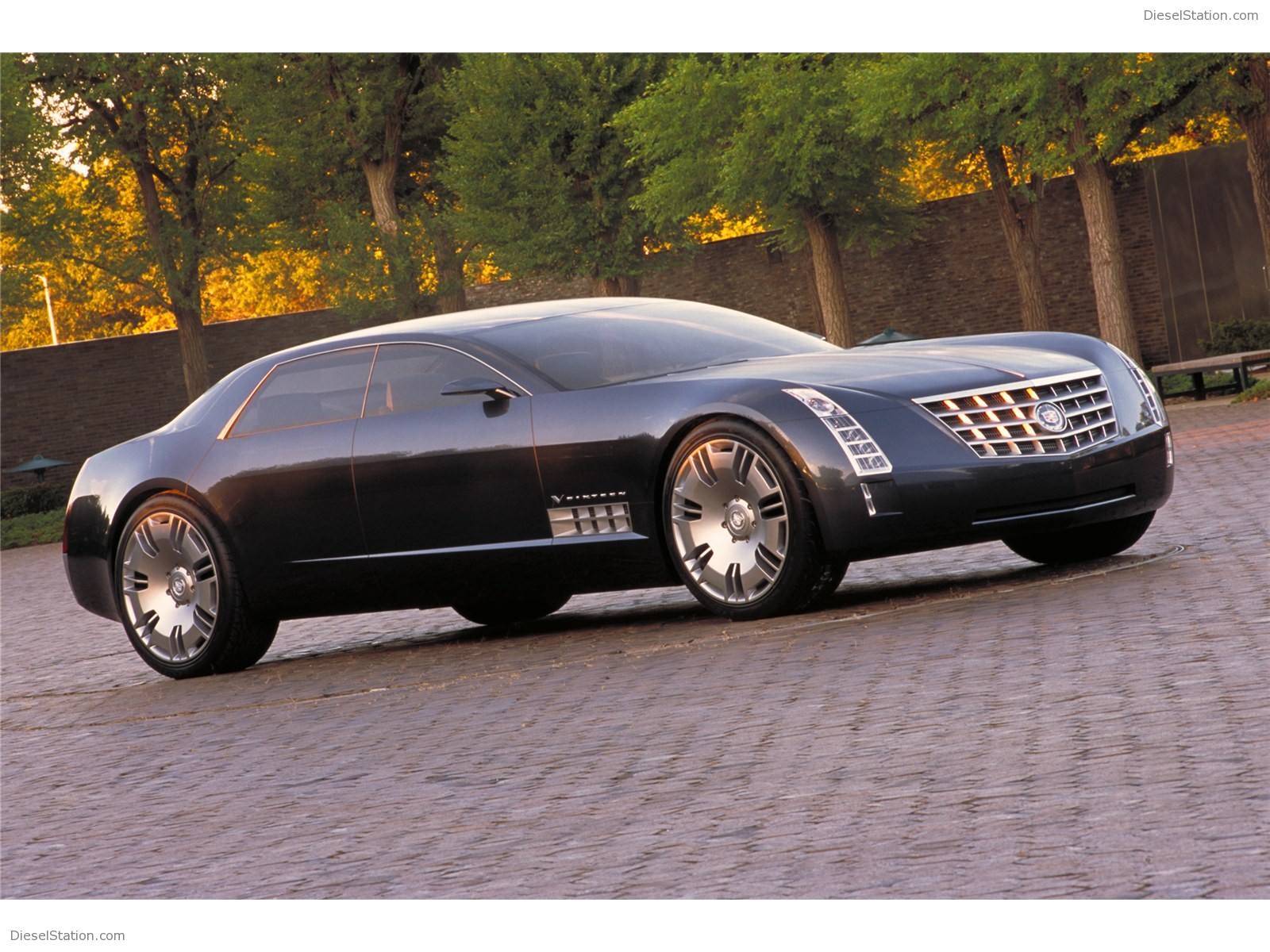 Cadillac Sixteen 2003