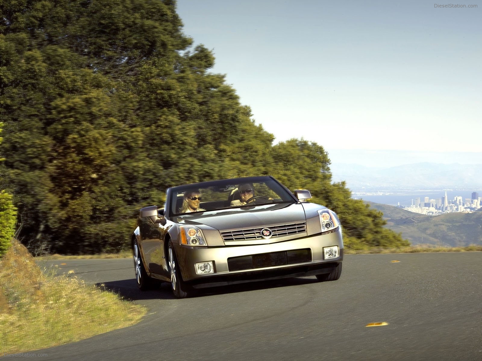 Cadillac XLR