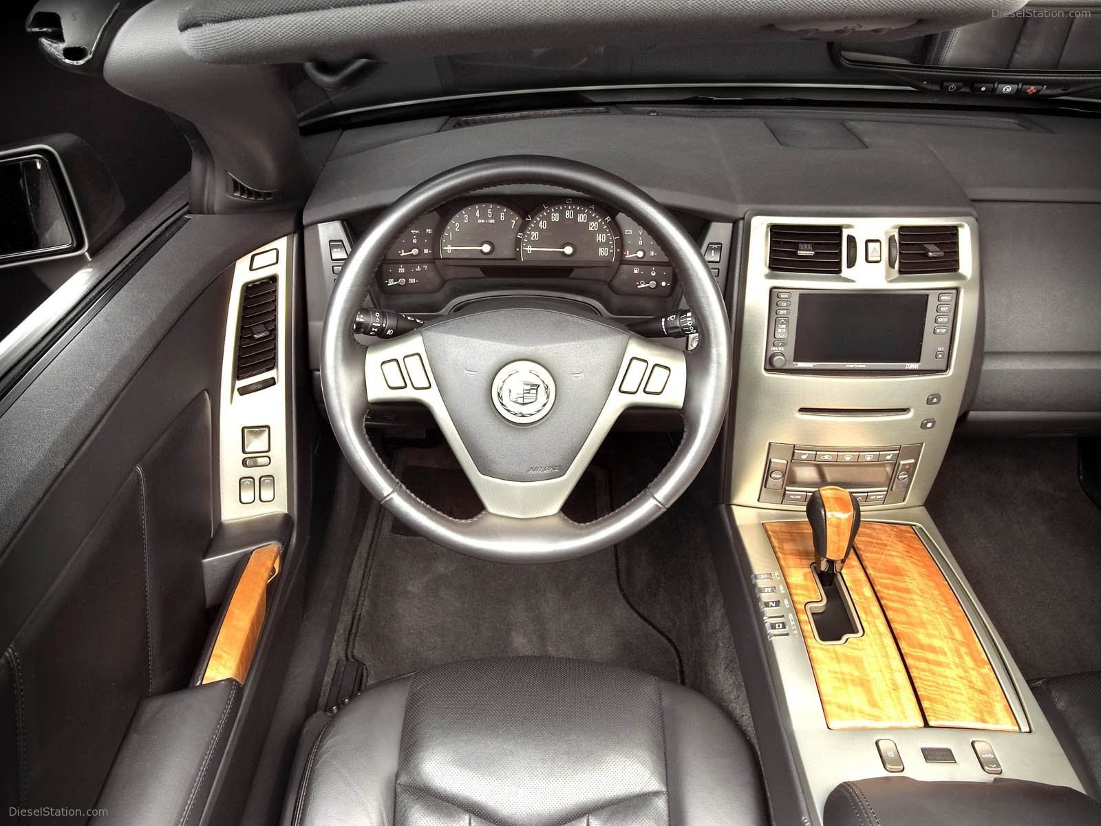 Cadillac XLR