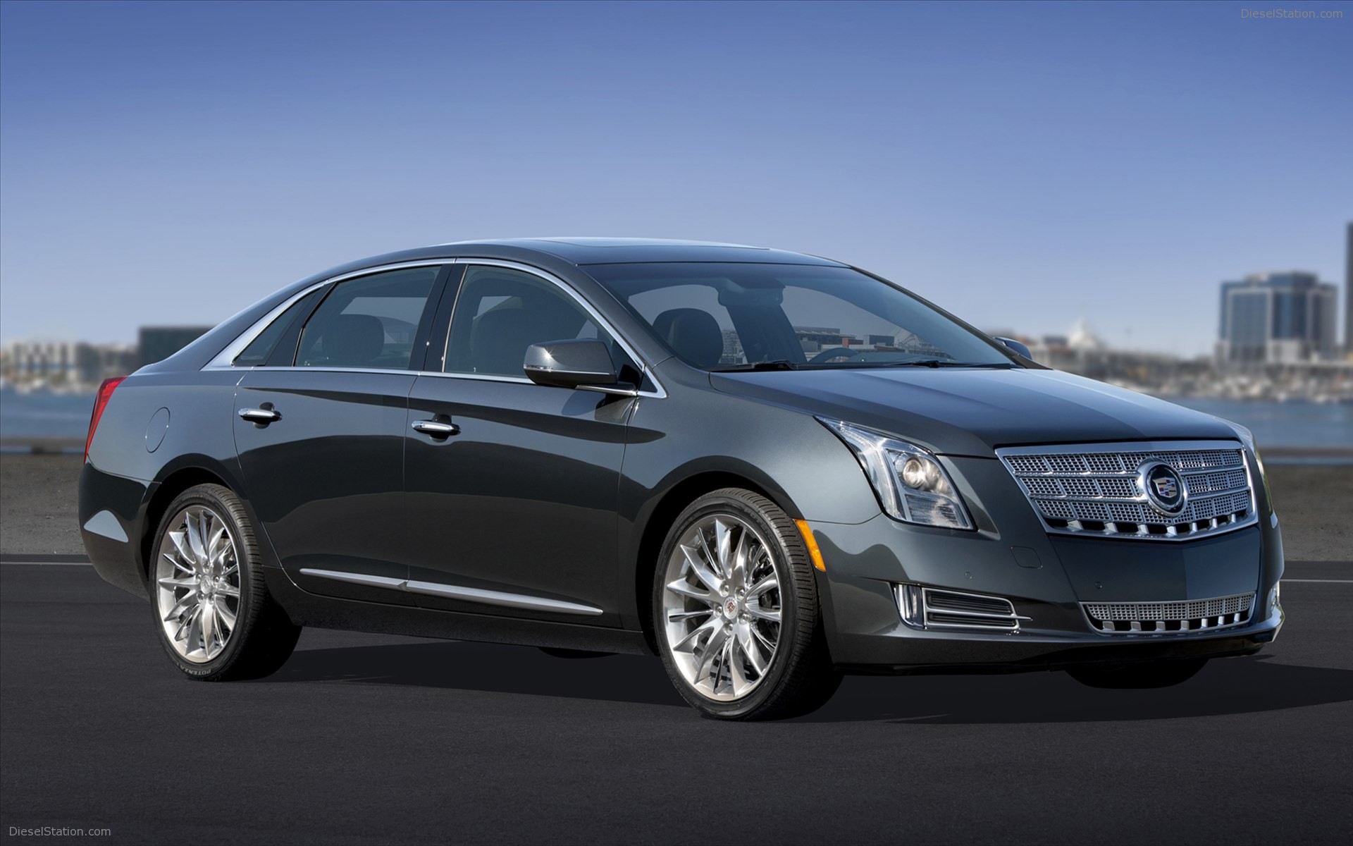 Cadillac XTS 2013