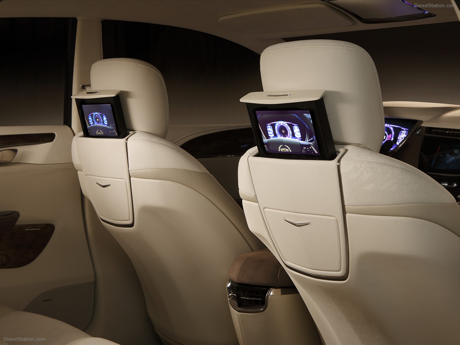 Cadillac XTS Platinum Concept