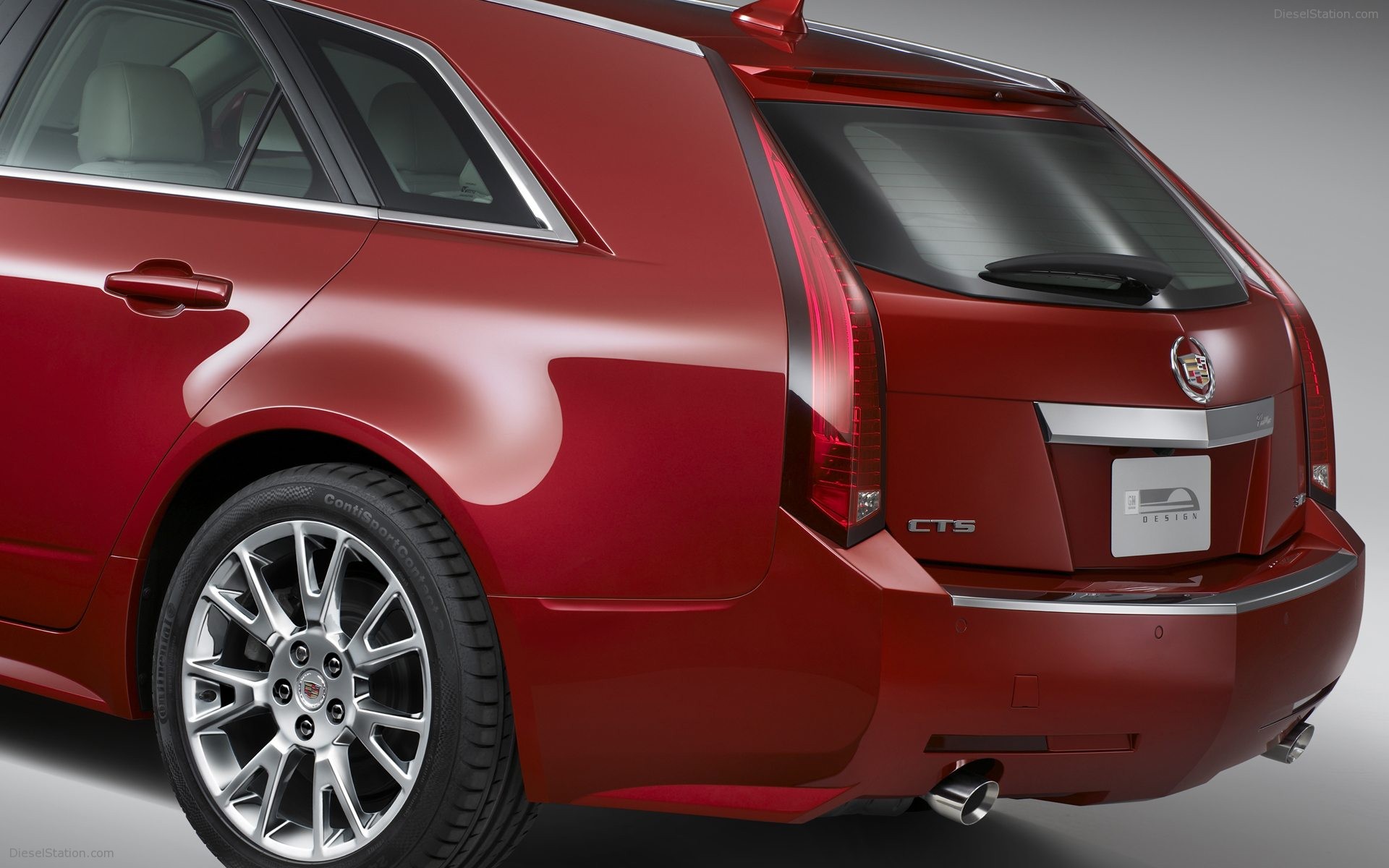 Cadillac CTS Sport Wagon 2010
