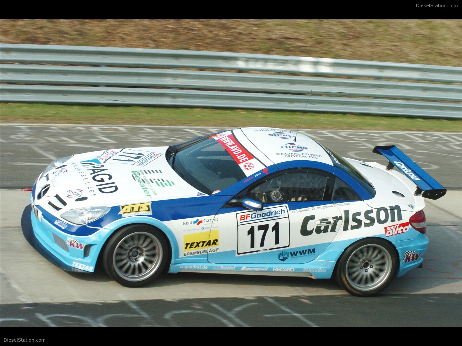 Carlsson Starts In The Green Hell