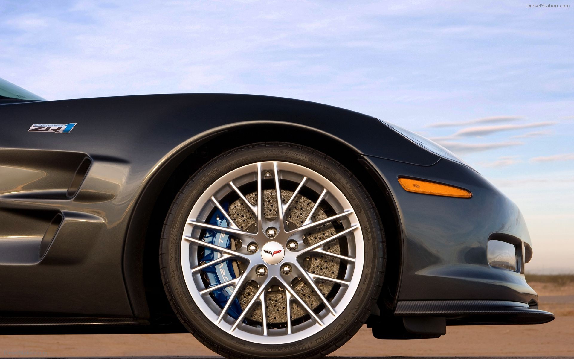 2009 Corvette ZR1 Pictures