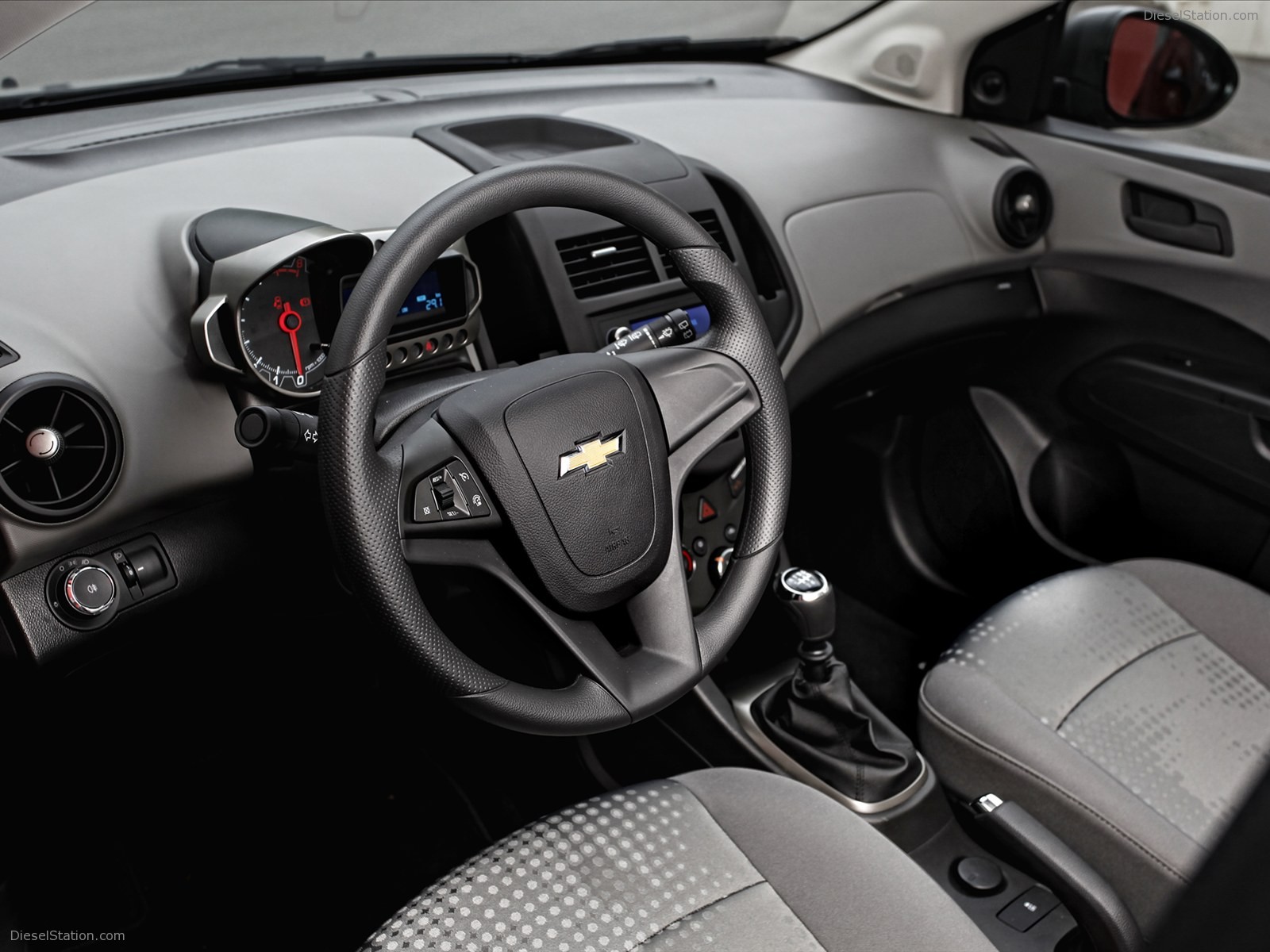 Chevrolet Aveo HB5 2012