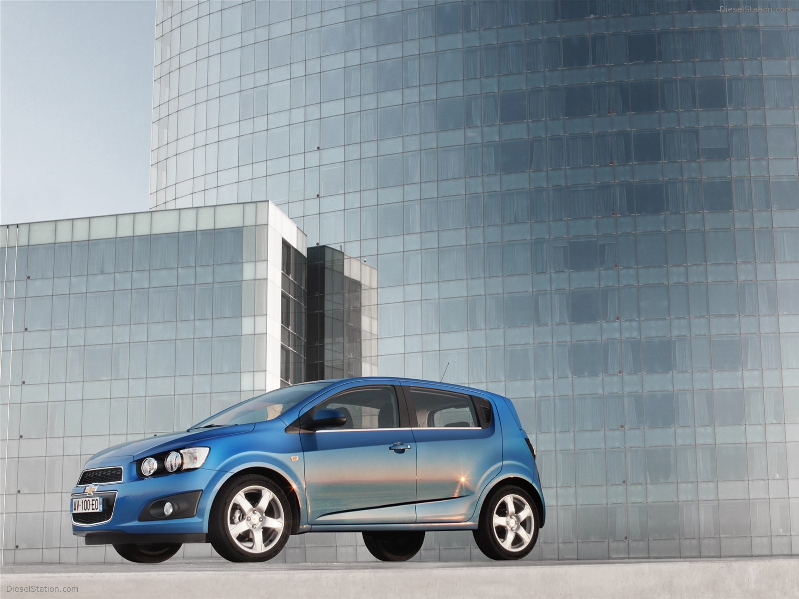 Chevrolet Aveo Hatchback 2011