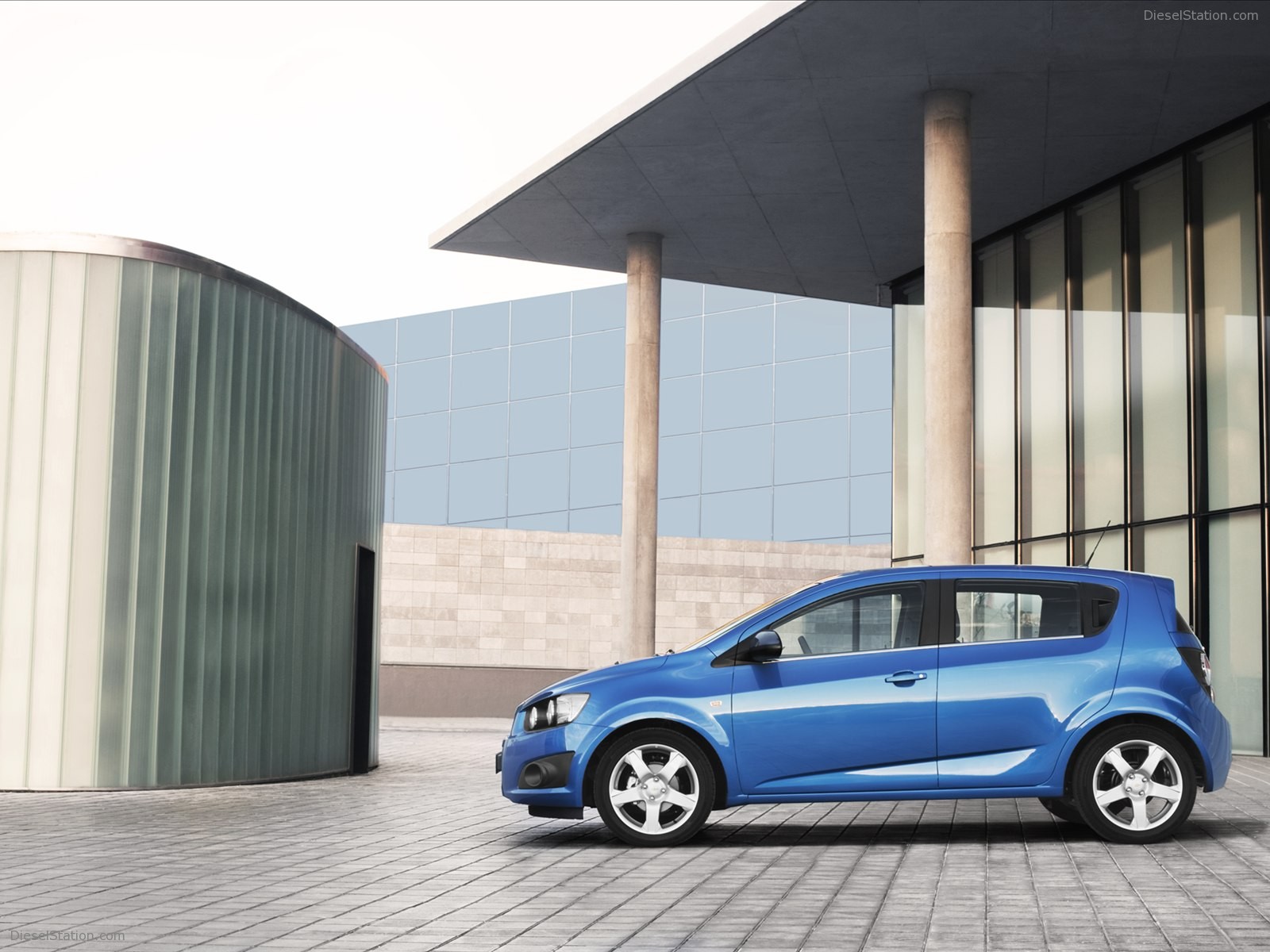 Chevrolet Aveo Hatchback 2011