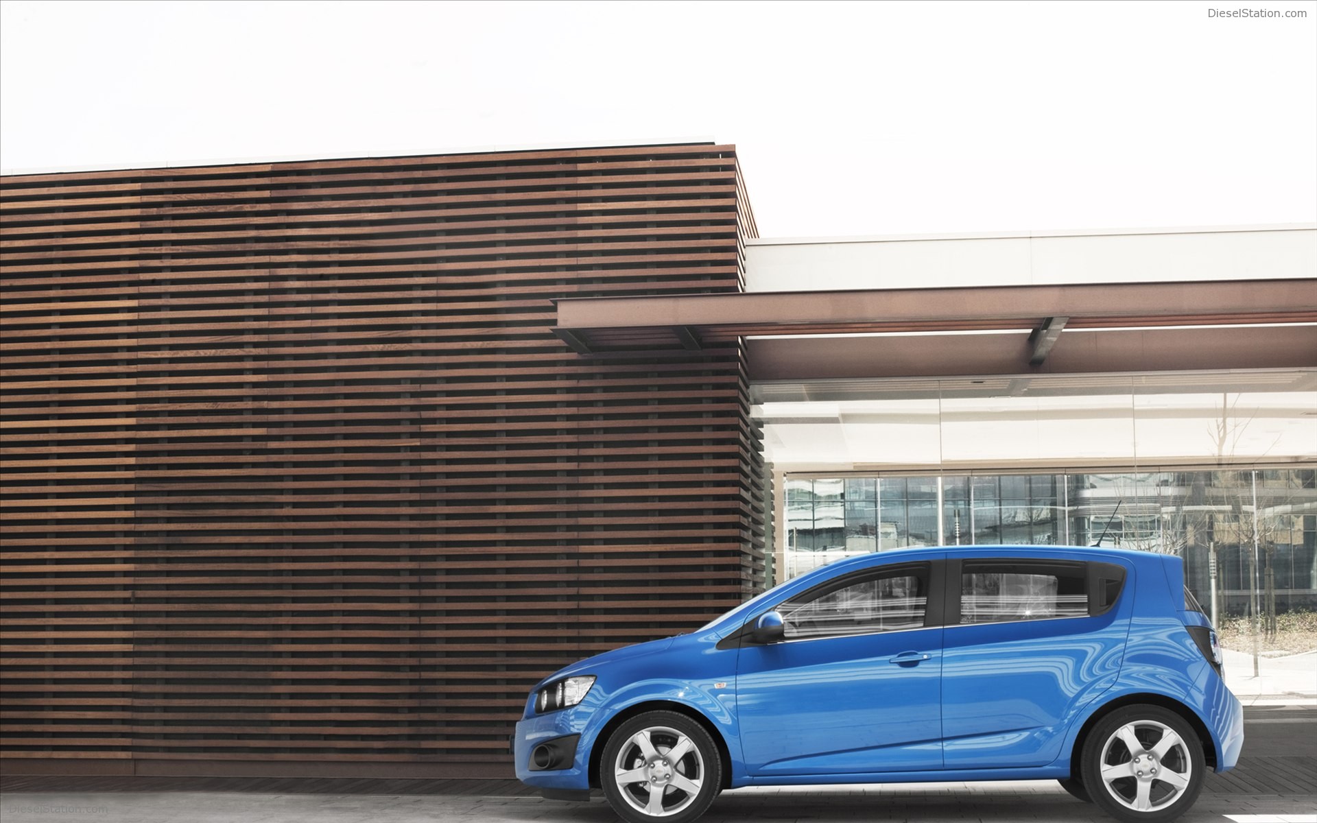 Chevrolet Aveo Hatchback 2011