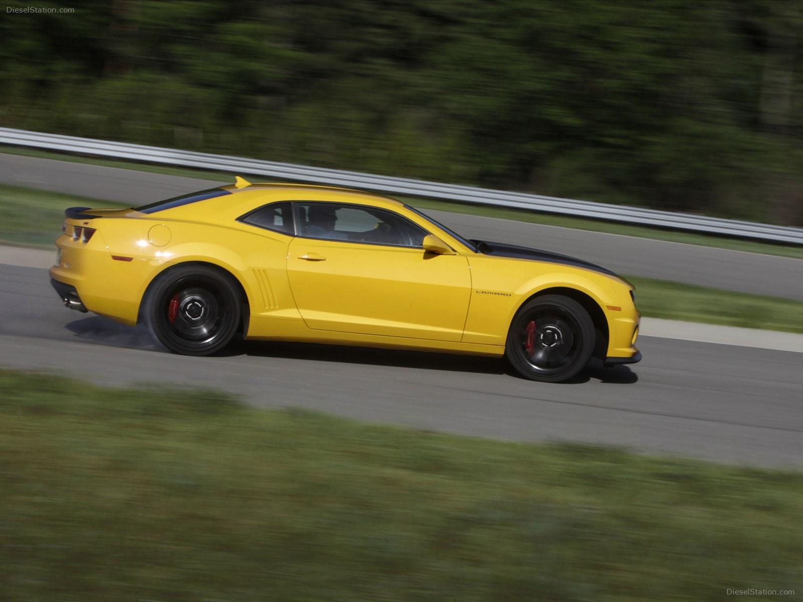 Chevrolet Camaro 1LE 2013