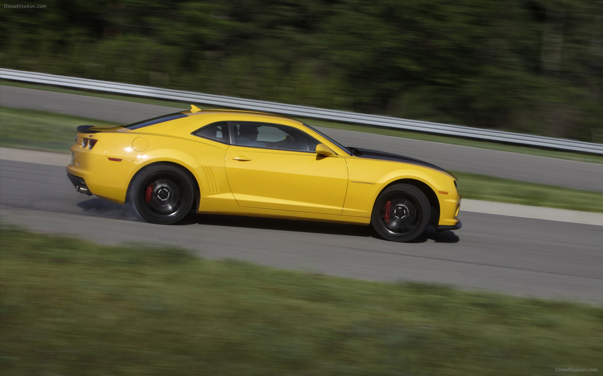 Chevrolet Camaro 1LE 2013