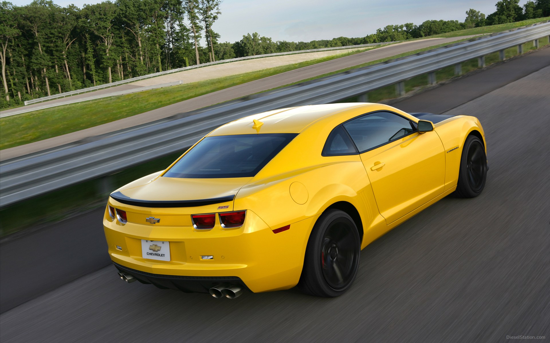 Chevrolet Camaro 1LE 2013