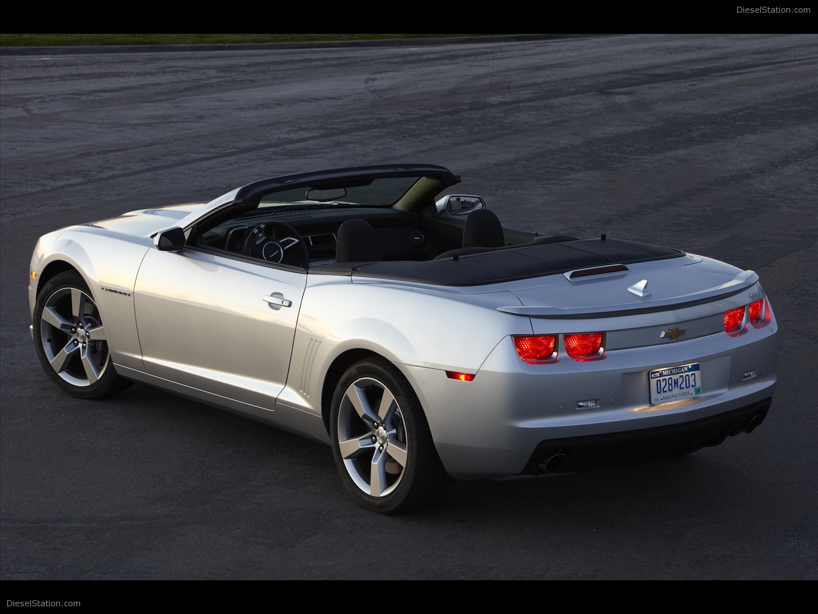 Chevrolet Camaro Convertible 2011