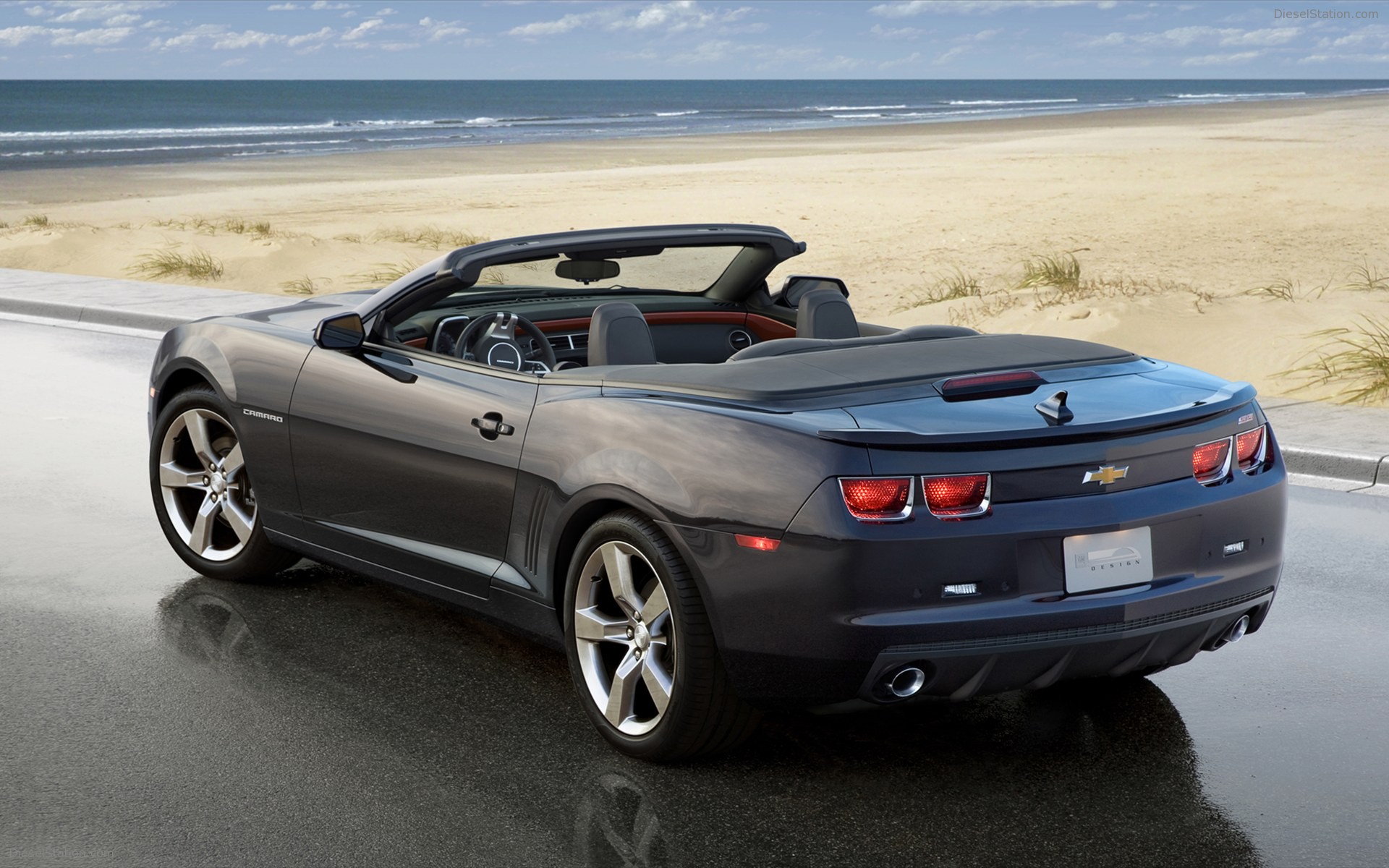 Chevrolet Camaro Convertible 2011