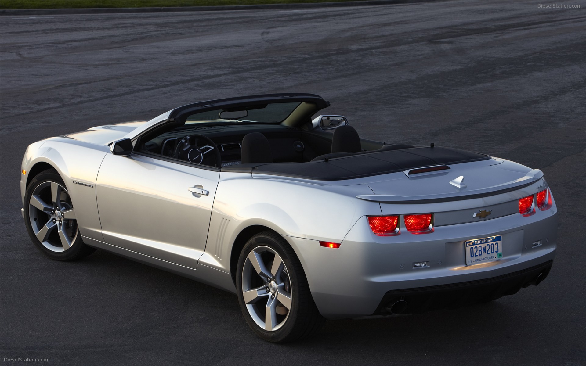 Chevrolet Camaro Convertible 2011