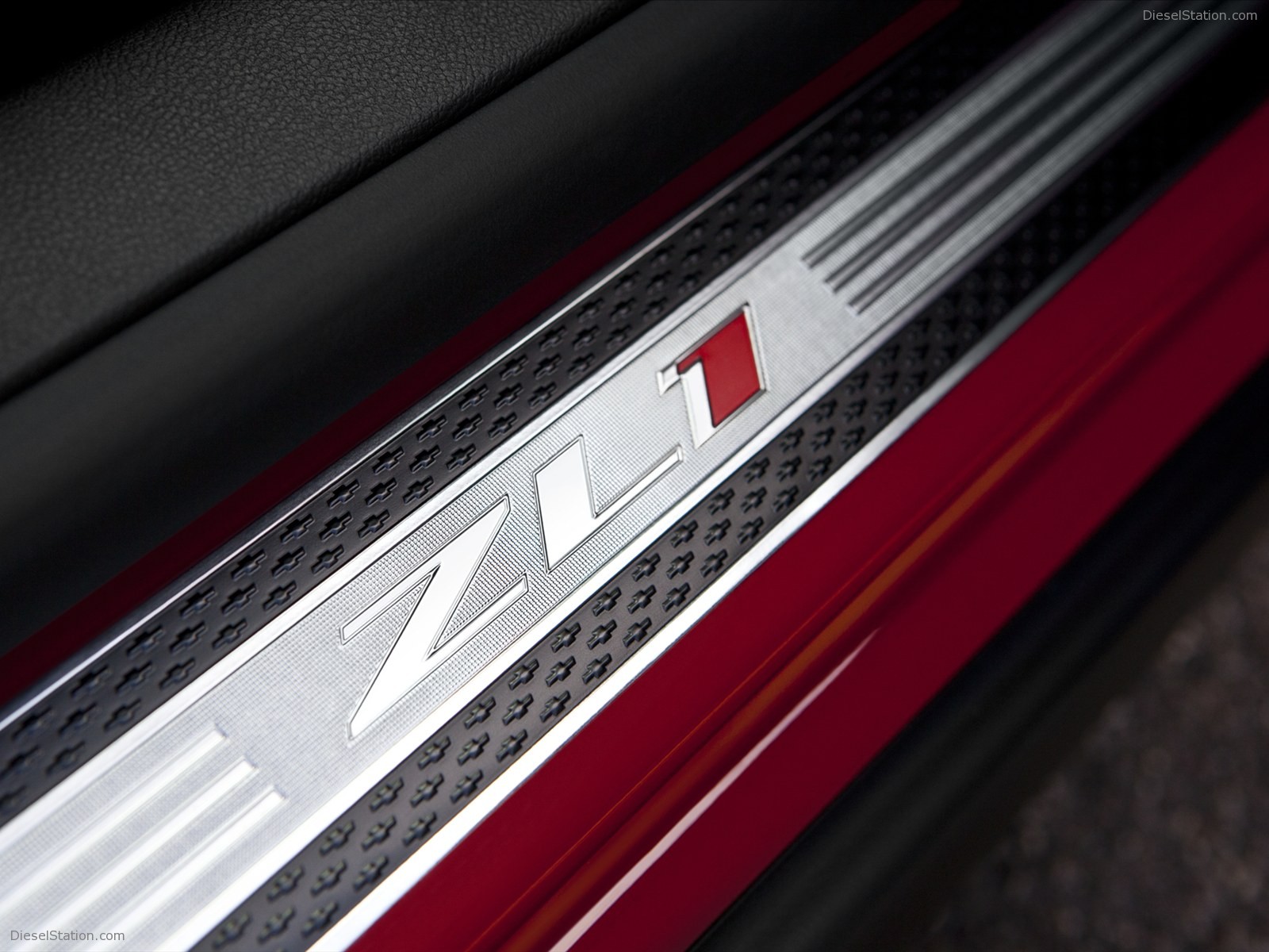 Chevrolet Camaro ZL1 2012
